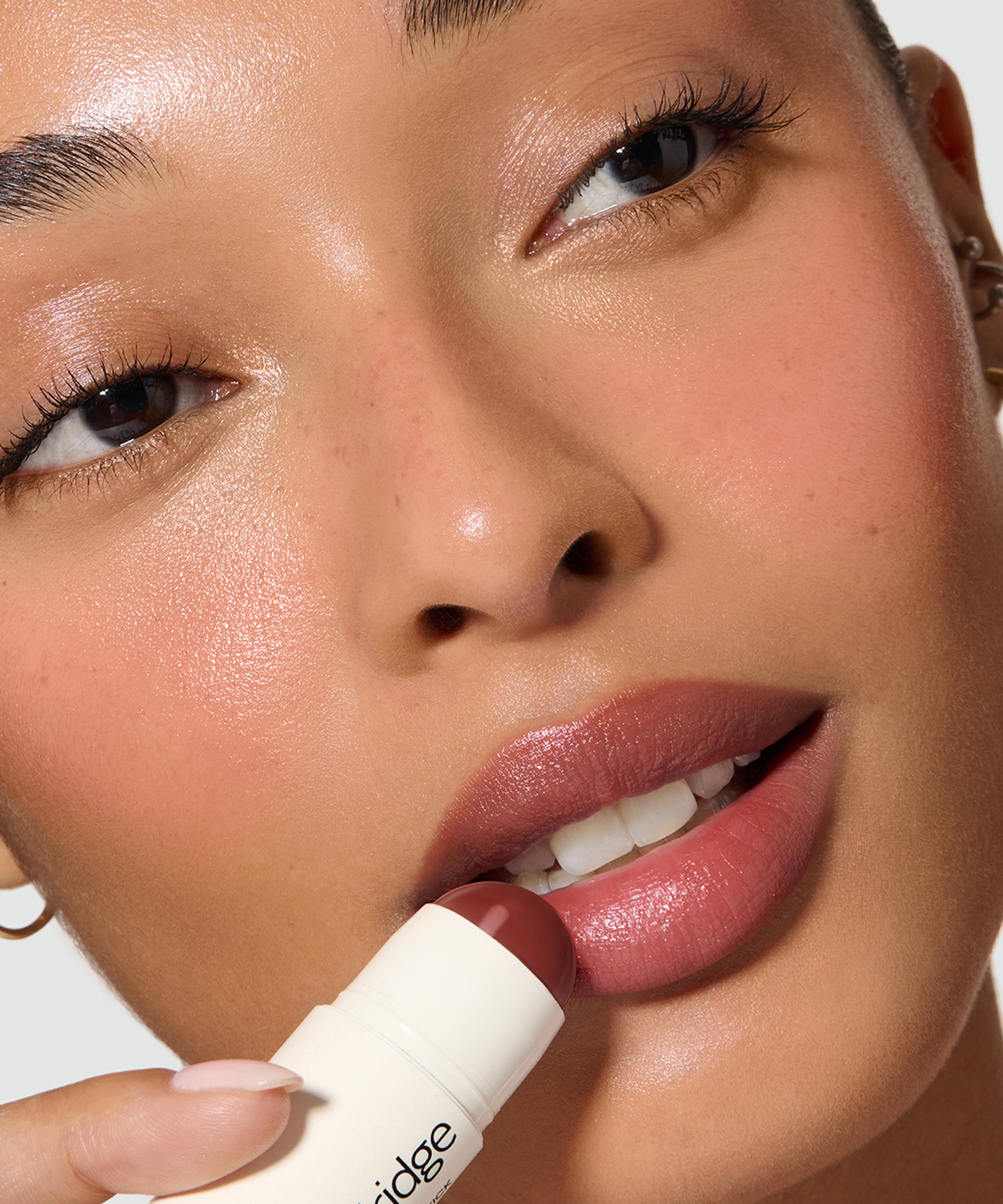 Lisa Eldridge - Velatura Balm Dewy Lip and Cheek Stick 4.8g image number 3