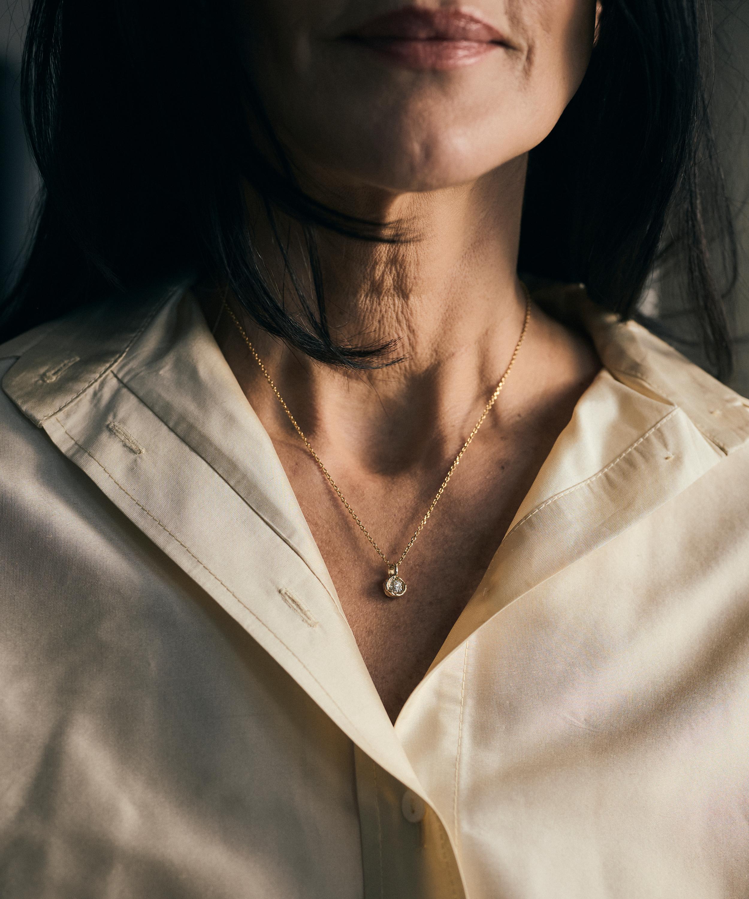 Ellis Mhairi Cameron - 14ct Gold IV Old Cut Diamond Nugget Pendant Necklace image number 1