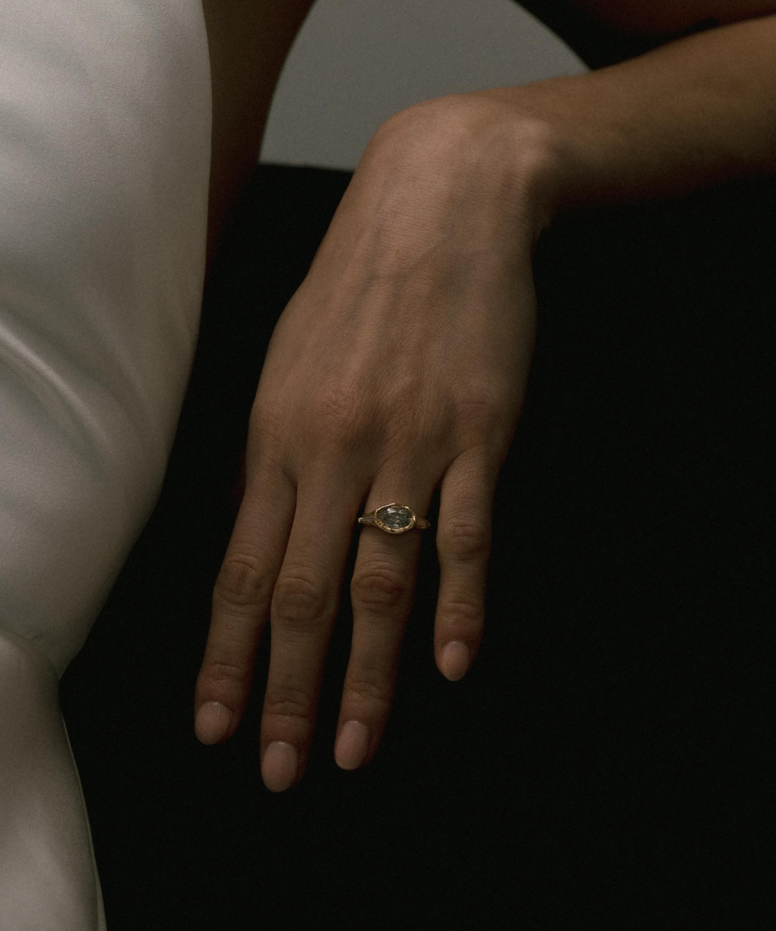 Ellis Mhairi Cameron - 14ct Gold Armach Salt and Pepper Three Stone Diamond Engagement Ring image number 1