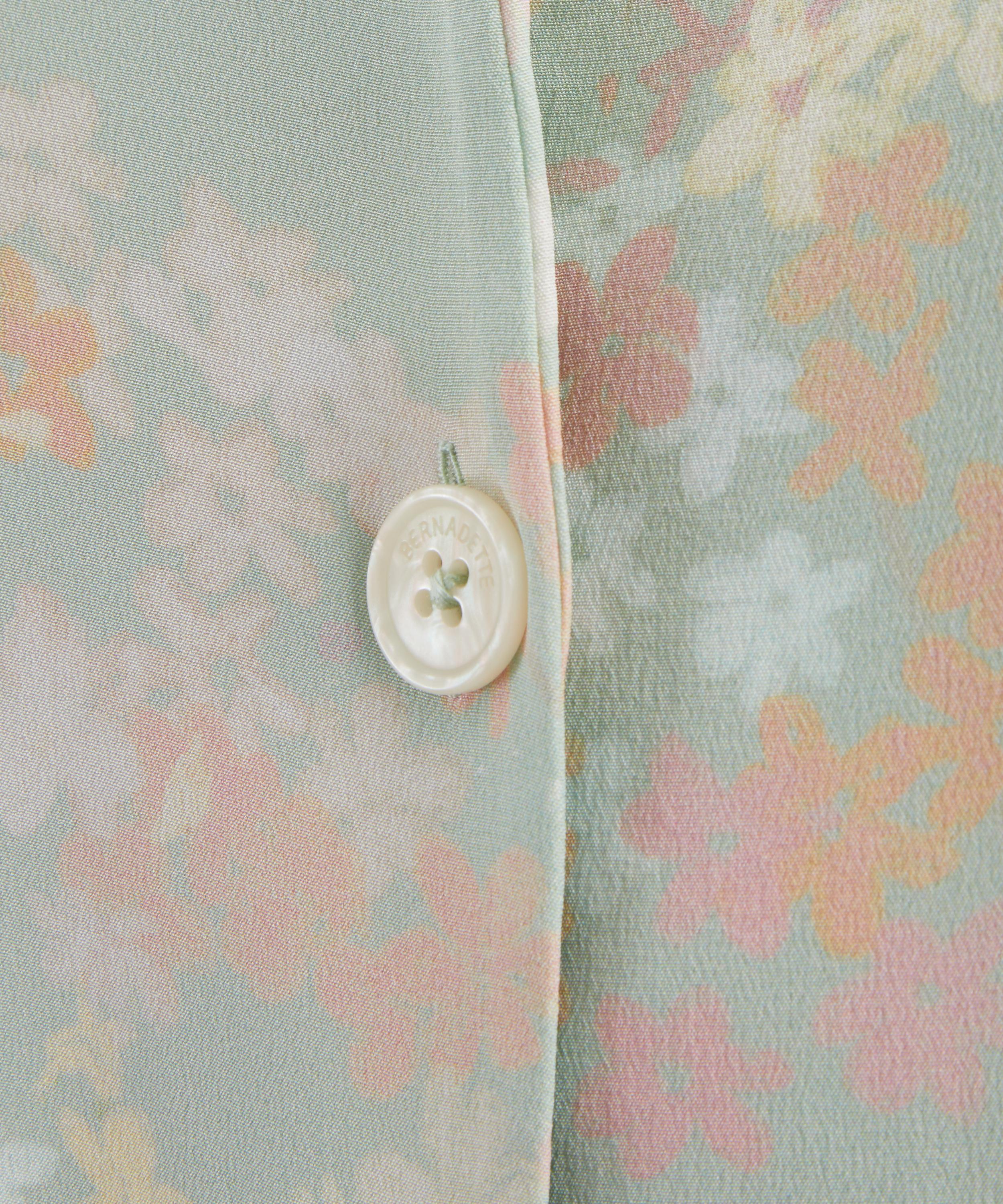 Bernadette - Petit Beurre Jasmine Silk Shirt image number 4
