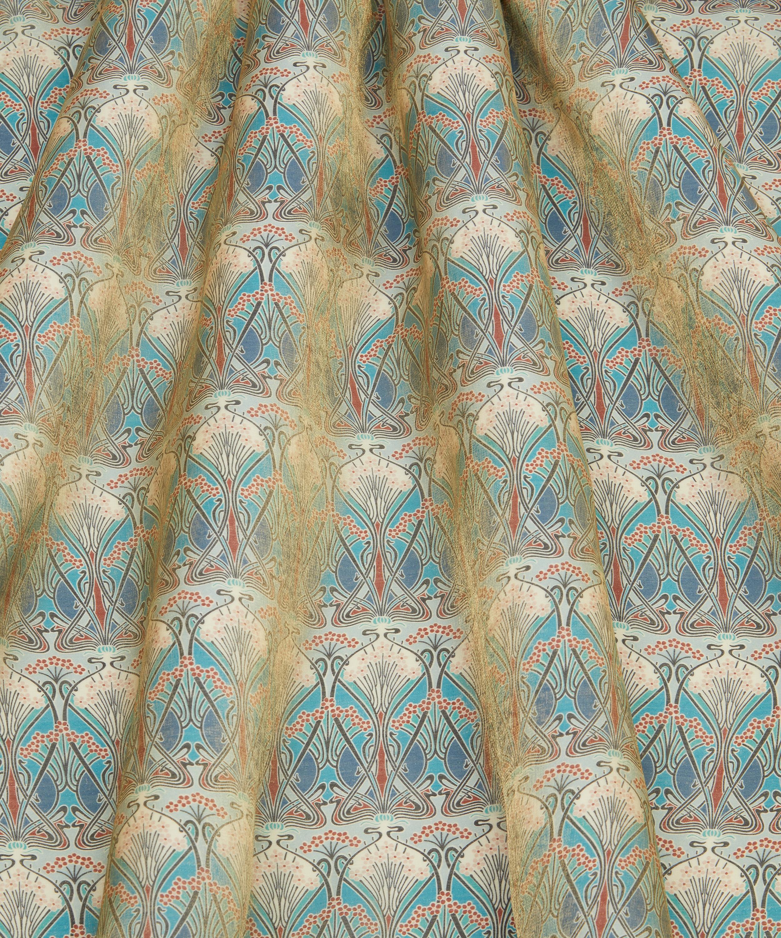 Liberty Fabrics - Ianthe Leamington Viscose Lurex image number 2