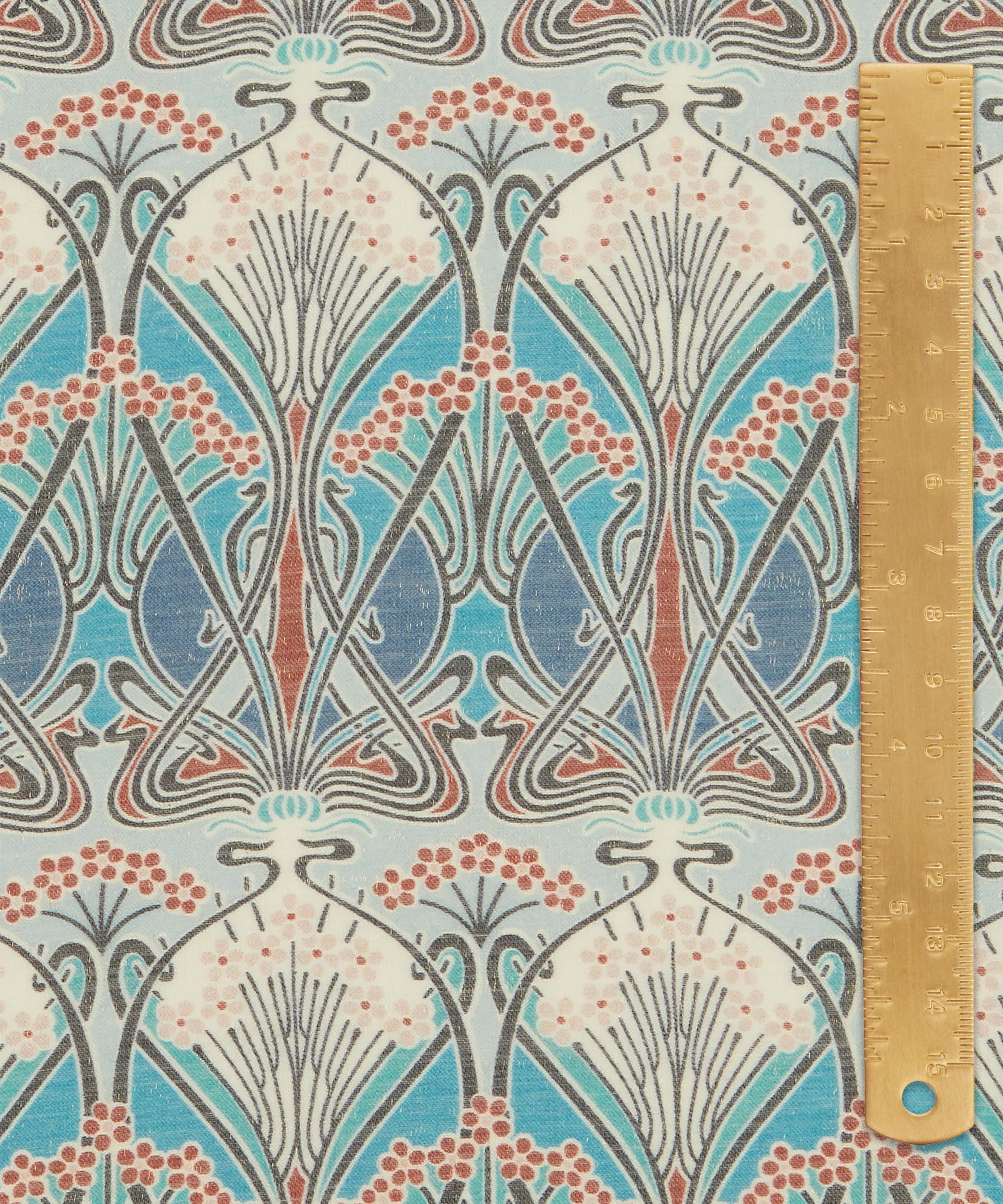 Liberty Fabrics - Ianthe Leamington Viscose Lurex image number 4