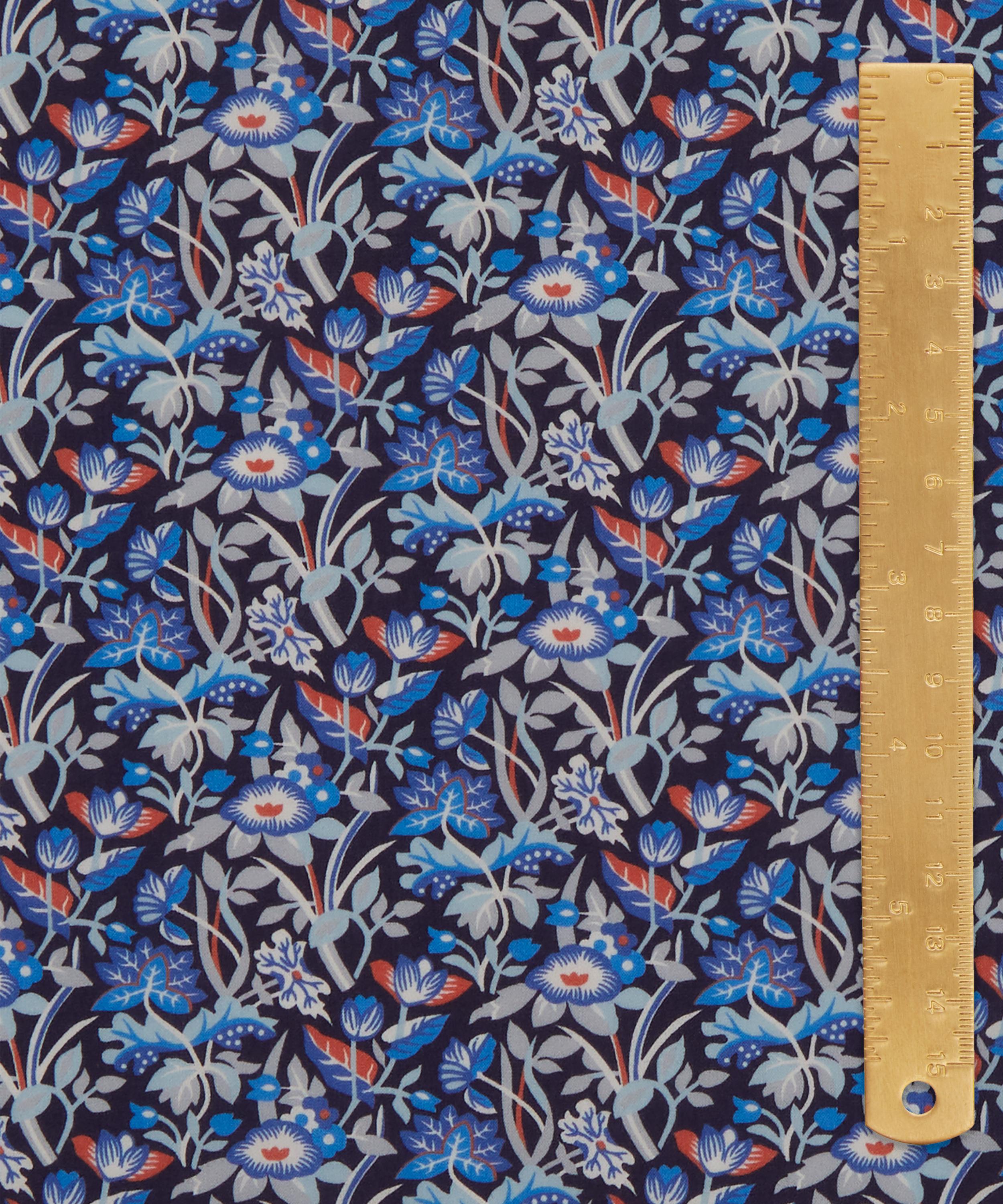 Liberty Fabrics - Elodie Lily Tana Lawn&trade; Cotton image number 4