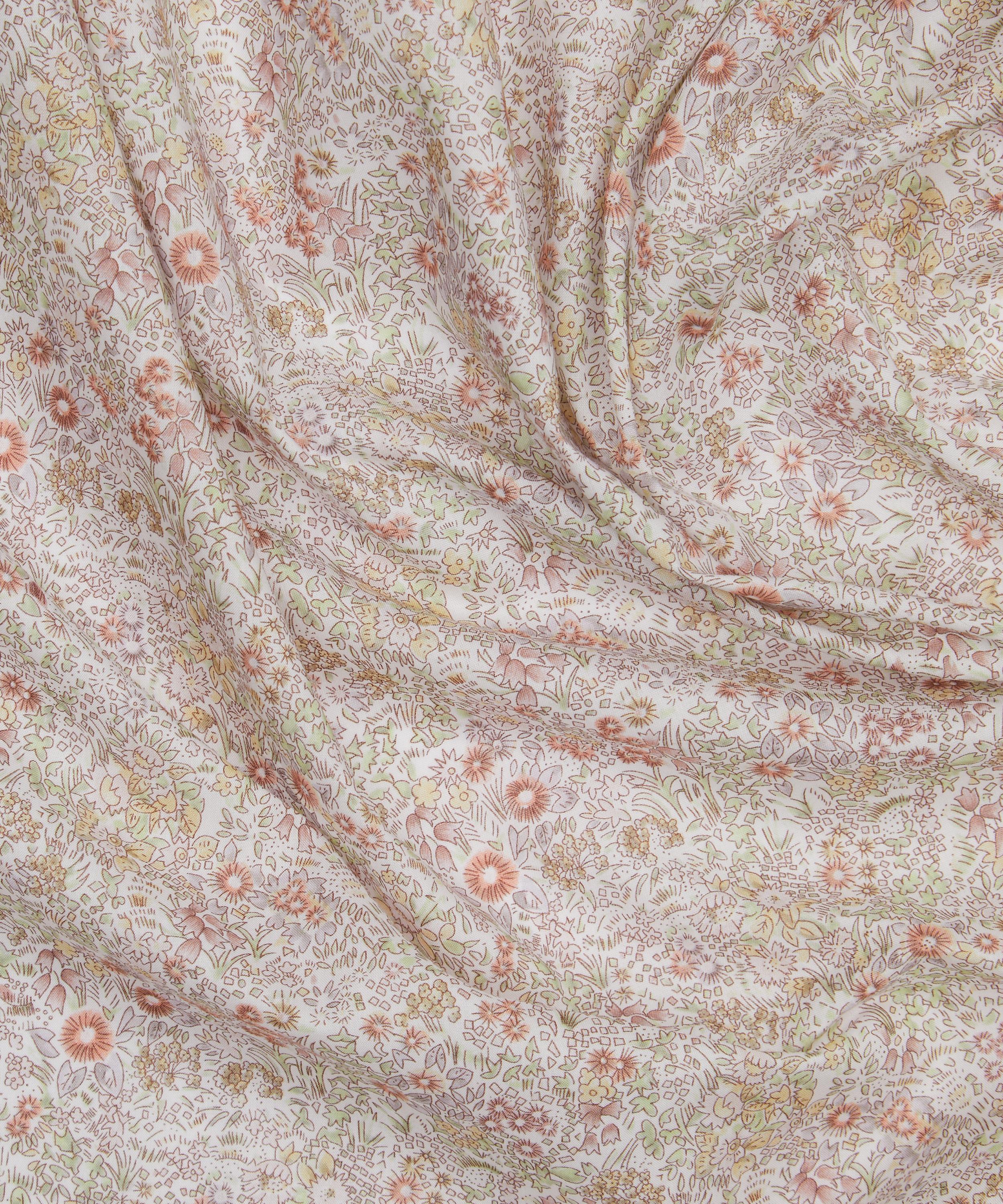 Liberty Fabrics - Callaghan Garden Tana Lawn&trade; Cotton image number 3