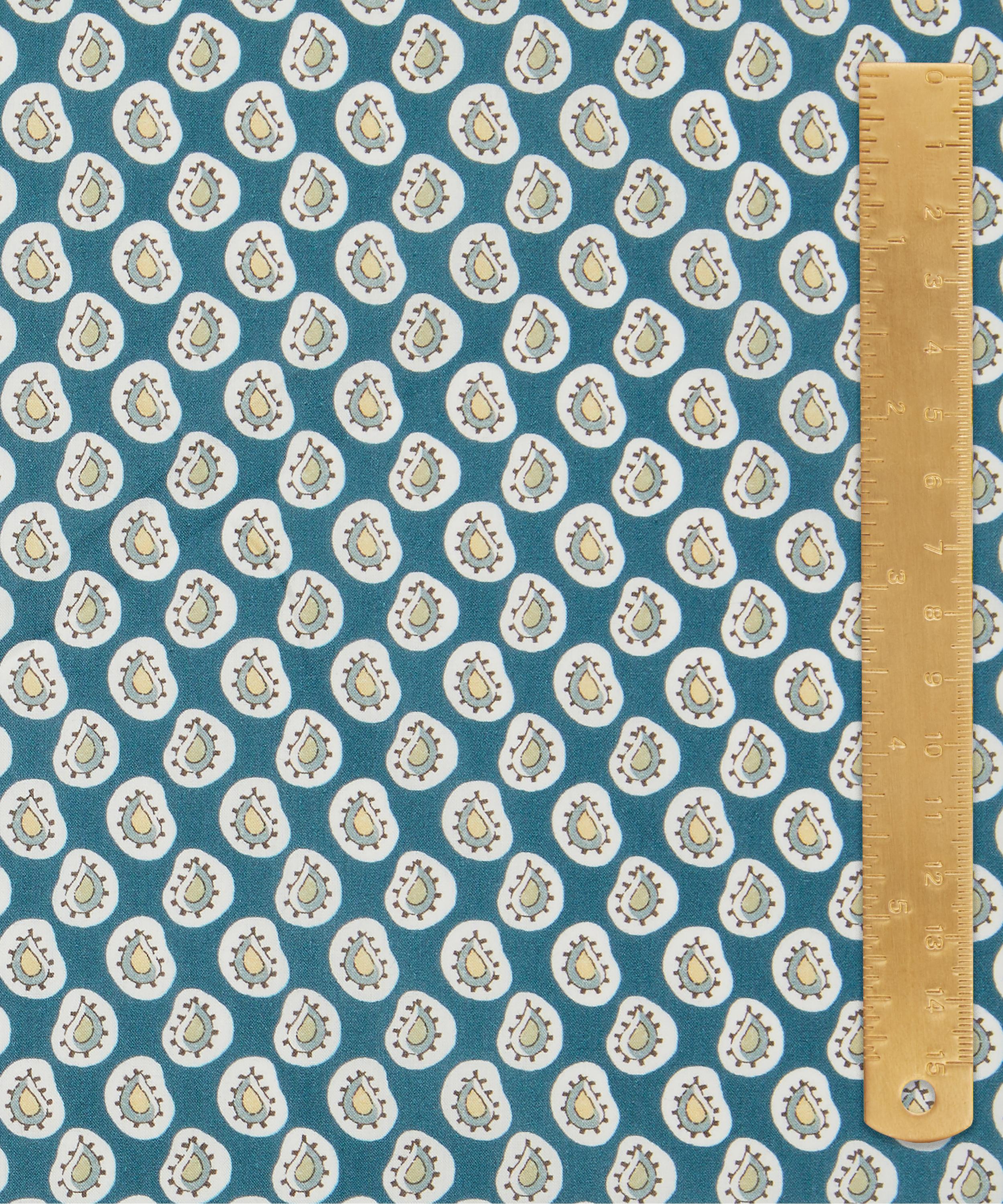 Liberty Fabrics - Farthingale Paisley Tana Lawn&trade; Cotton image number 4