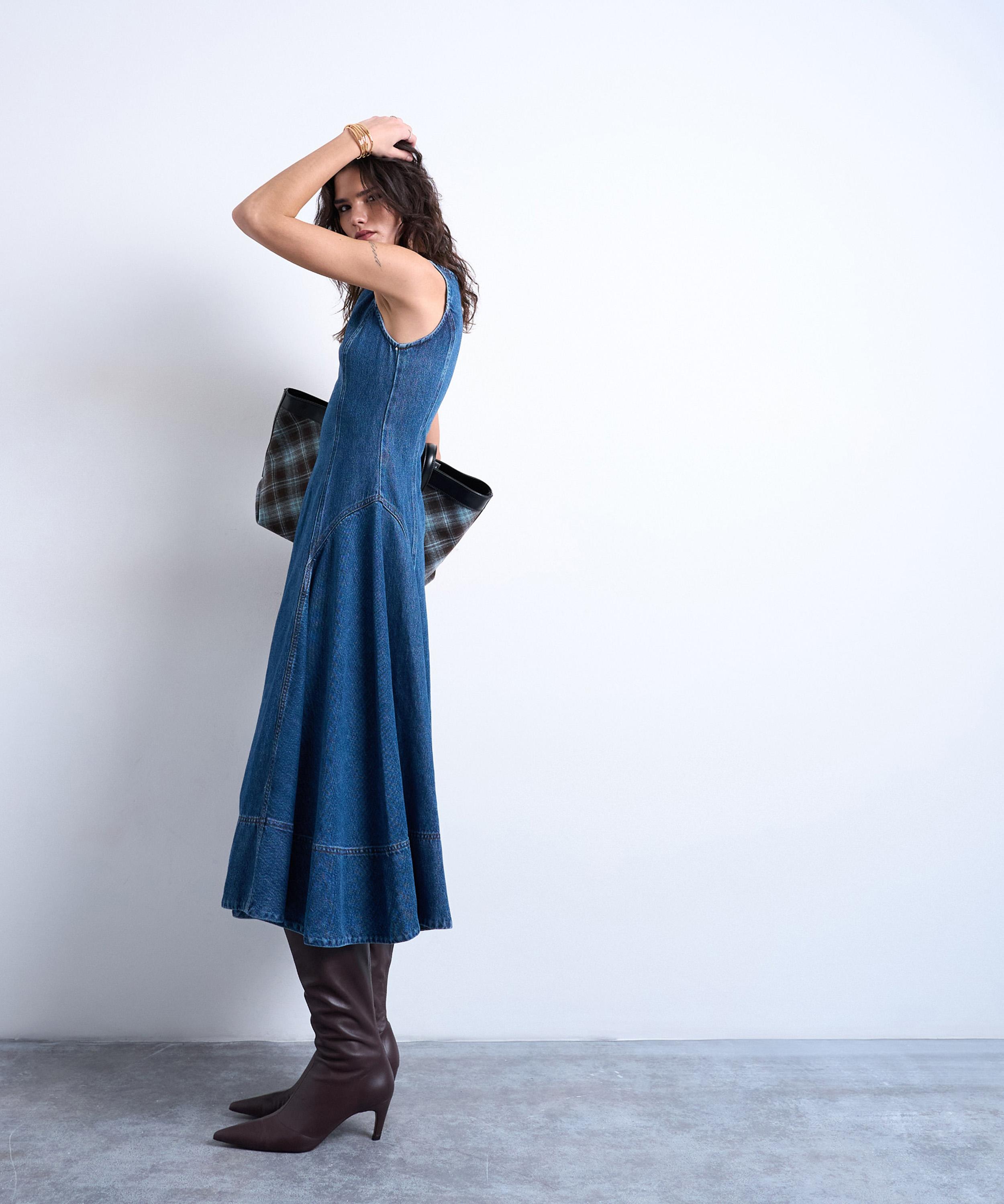 TOPSHOP - Mid-Blue Denim Dropped Waist Dress image number 2