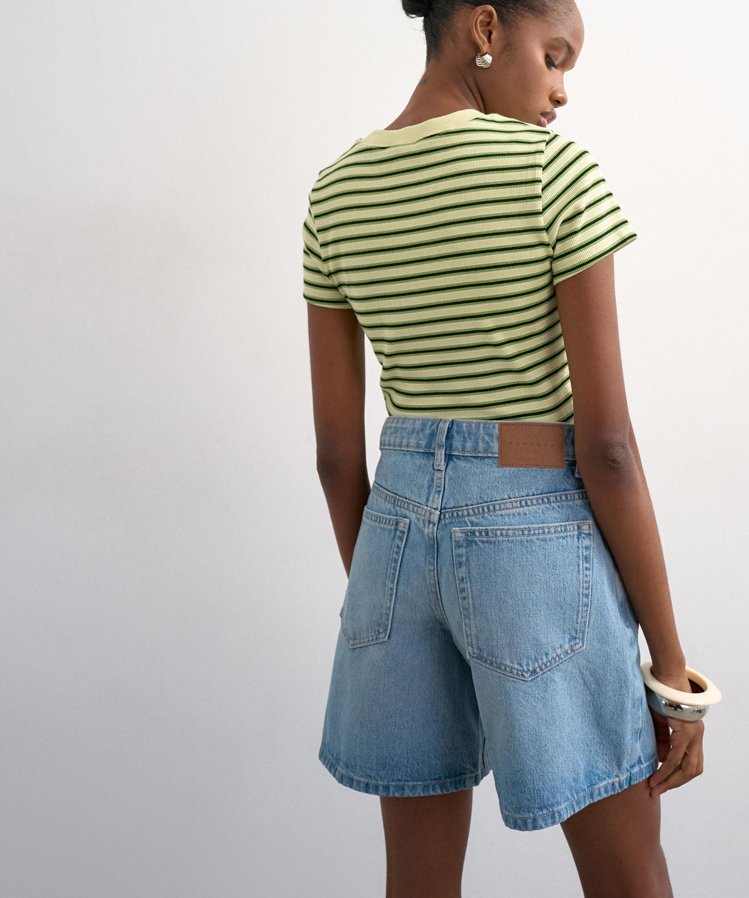 TOPSHOP - Editor Bleach Ripped Shorts image number 2