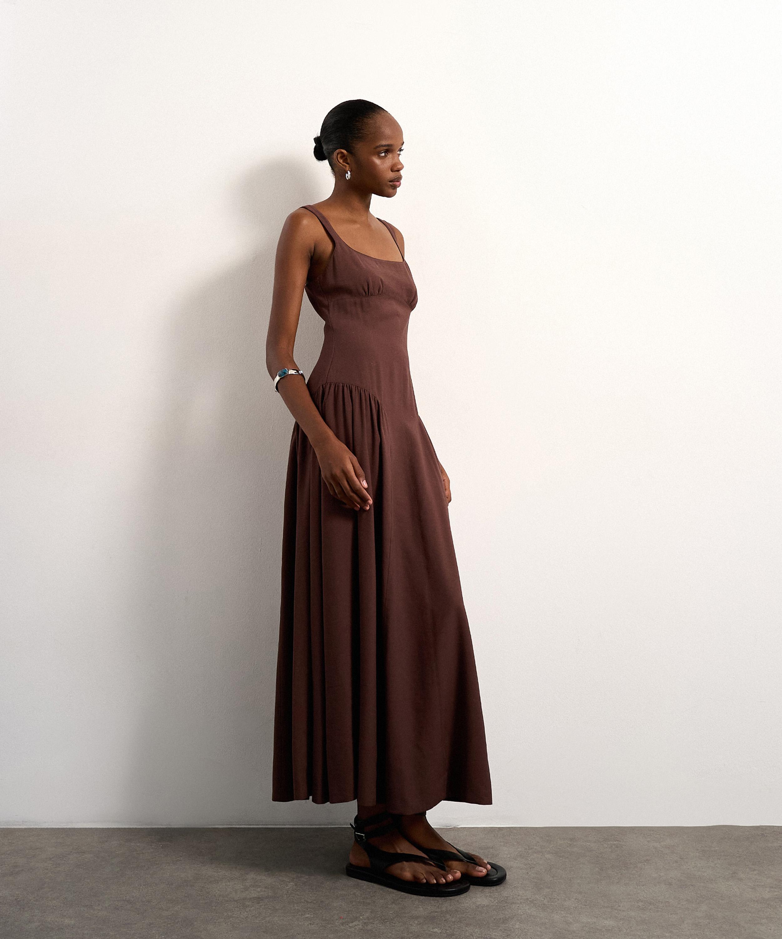 TOPSHOP - Natural Linen Dropped Waist Maxi Dress image number 2