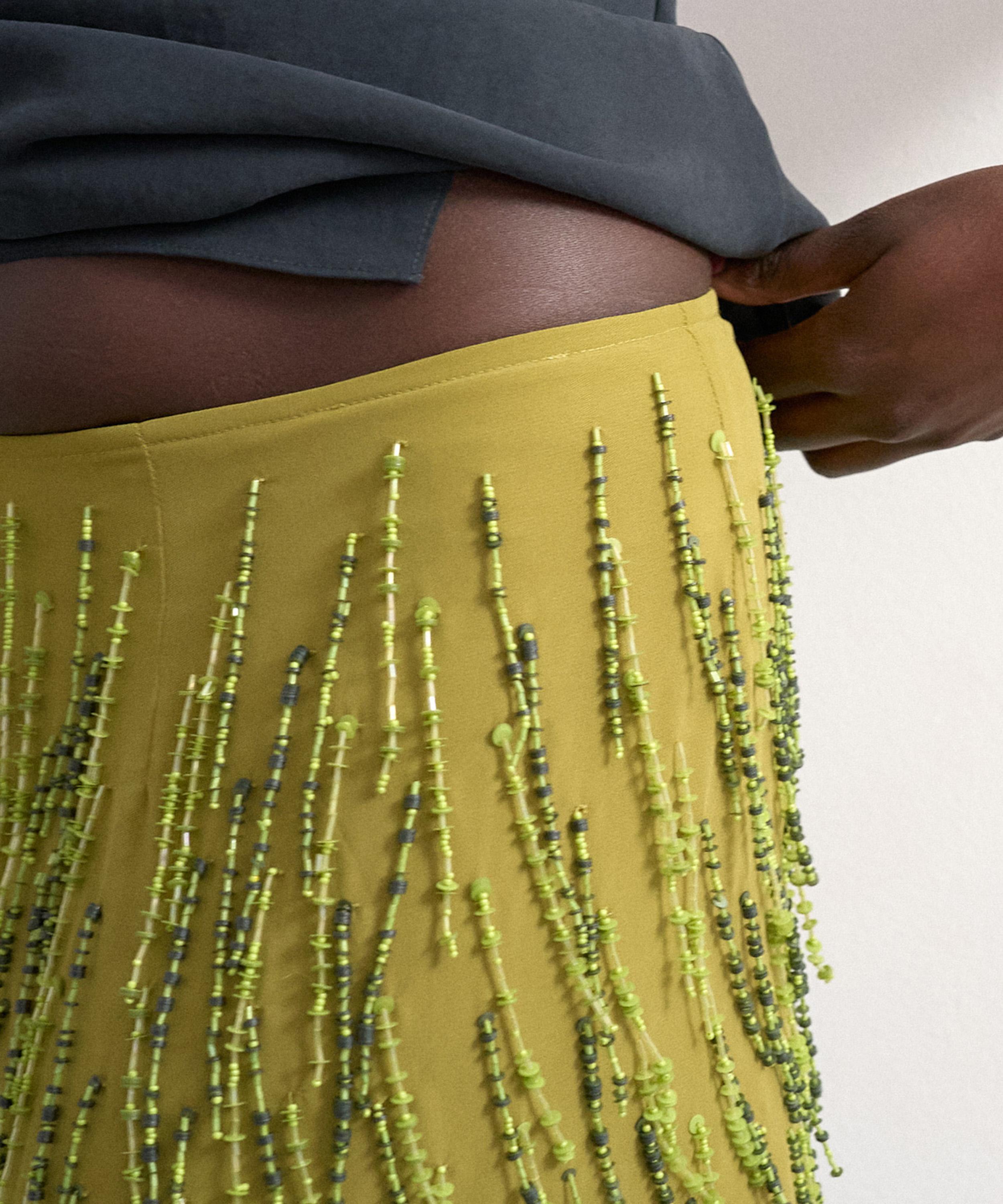 TOPSHOP - Green Heavy Beaded Mini Skirt image number 4