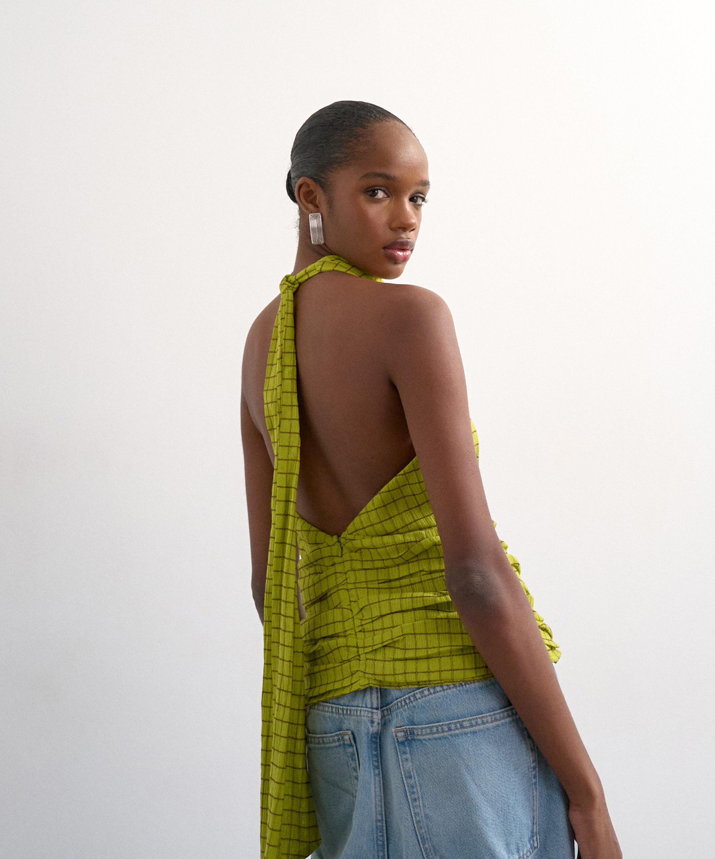 TOPSHOP - Green Check Fitted Halter-Neck Top image number 1