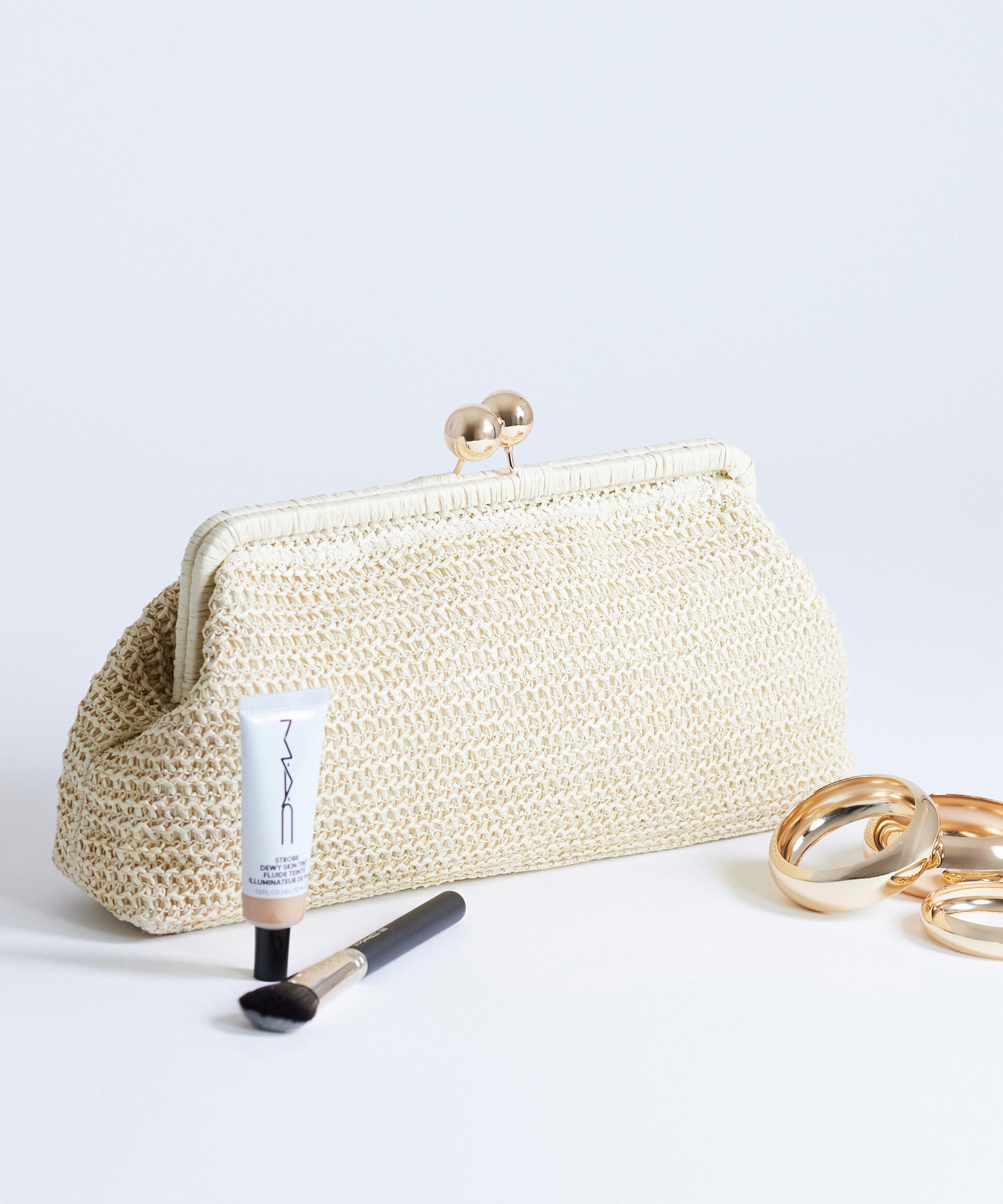 TOPSHOP - Natural Abbie Woven Clutch Bag image number 2