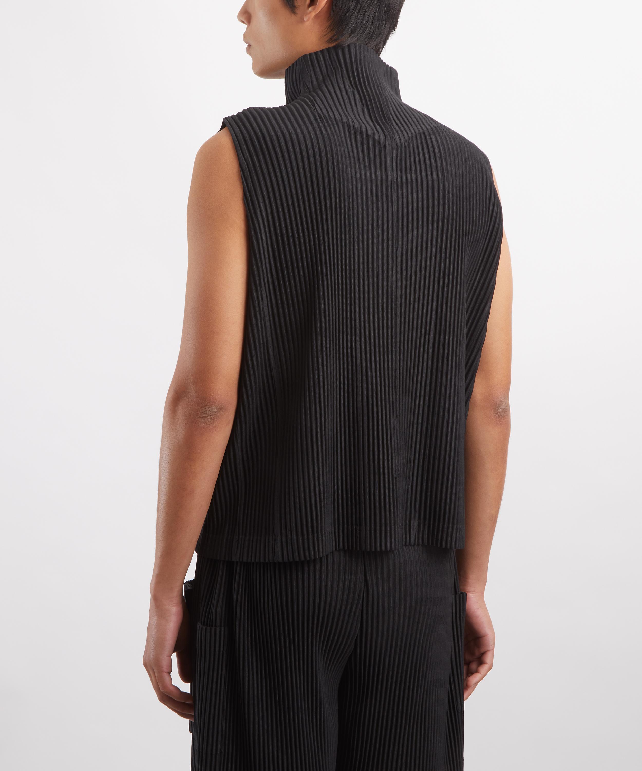 HOMME PLISS&Eacute; ISSEY MIYAKE - MONTHLY COLOURS APRIL Pleated Vest image number 3