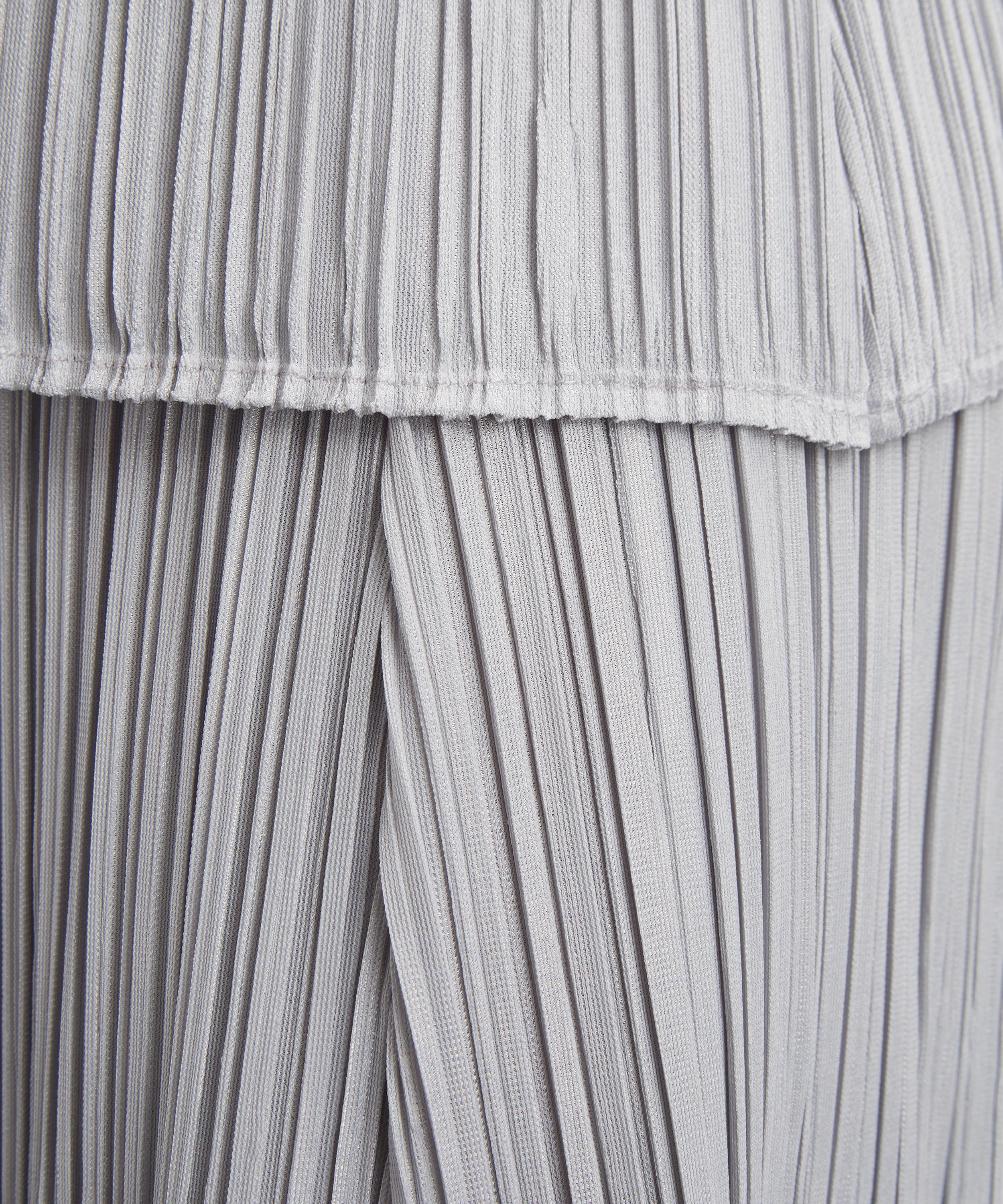 Pleats Please Issey Miyake - MELLOW PLEATS Cool Grey Cropped Trousers image number 4