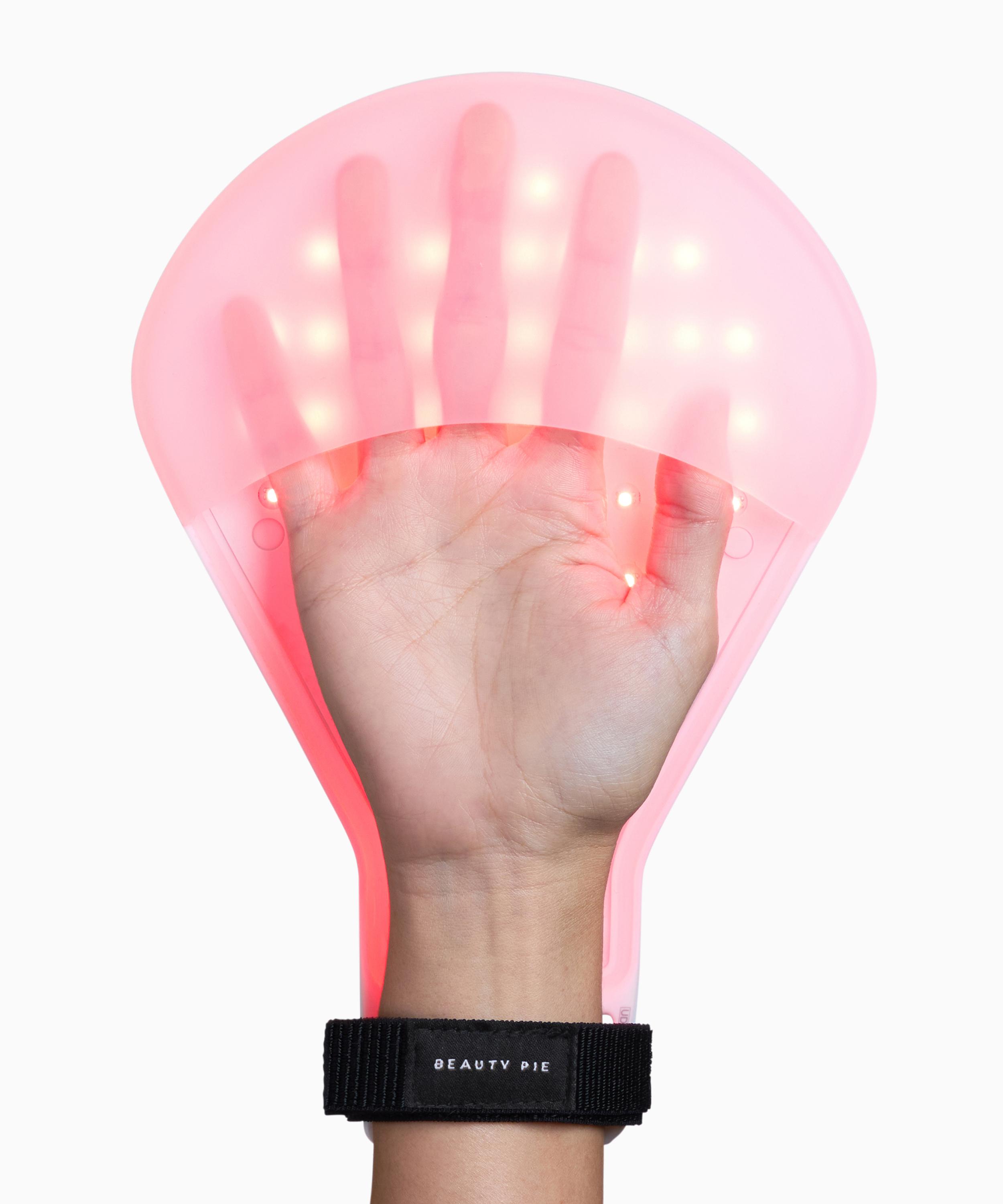 Beauty Pie - C-Wave Rejuvenating LED Treatment for Hands image number 4