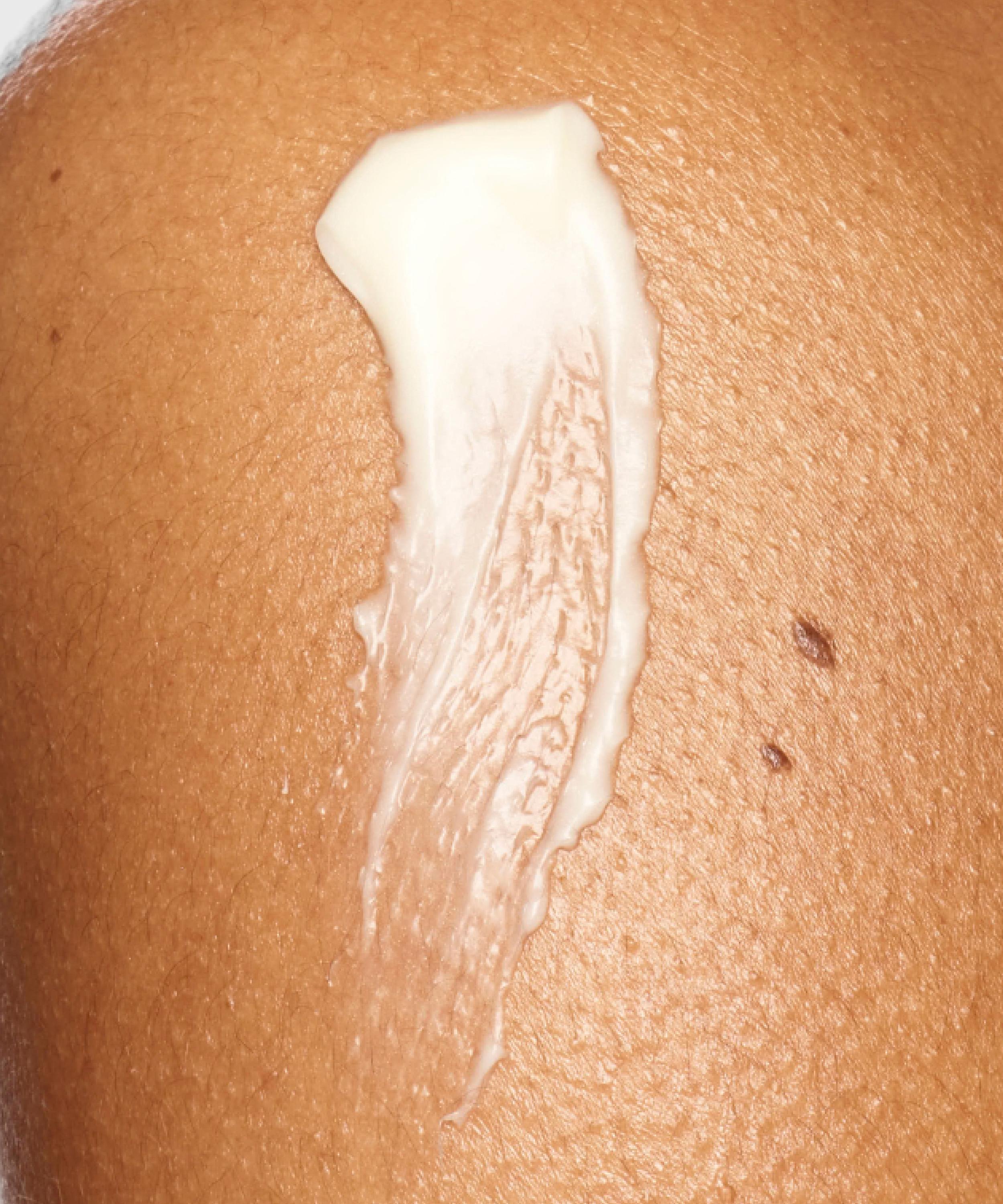 Beauty Pie - Super Healthy Skin Deluxe Moisture Body Cr&egrave;me 250ml image number 3