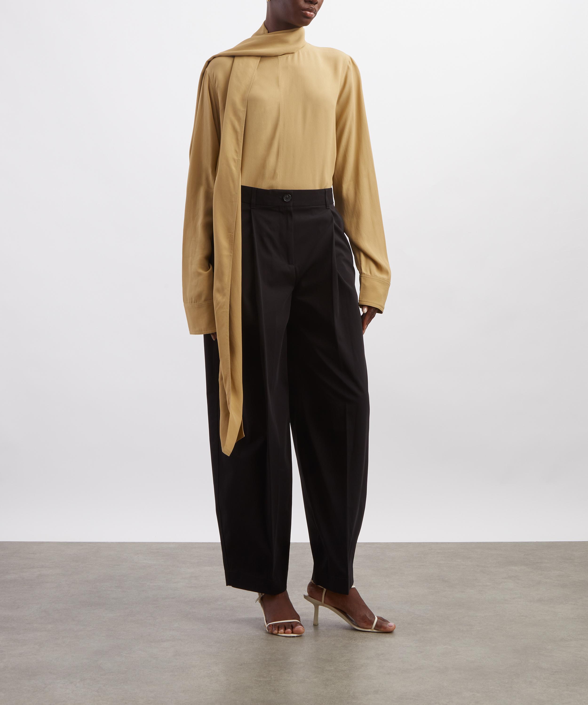 Toteme - Black Single-Pleat Trousers image number 1