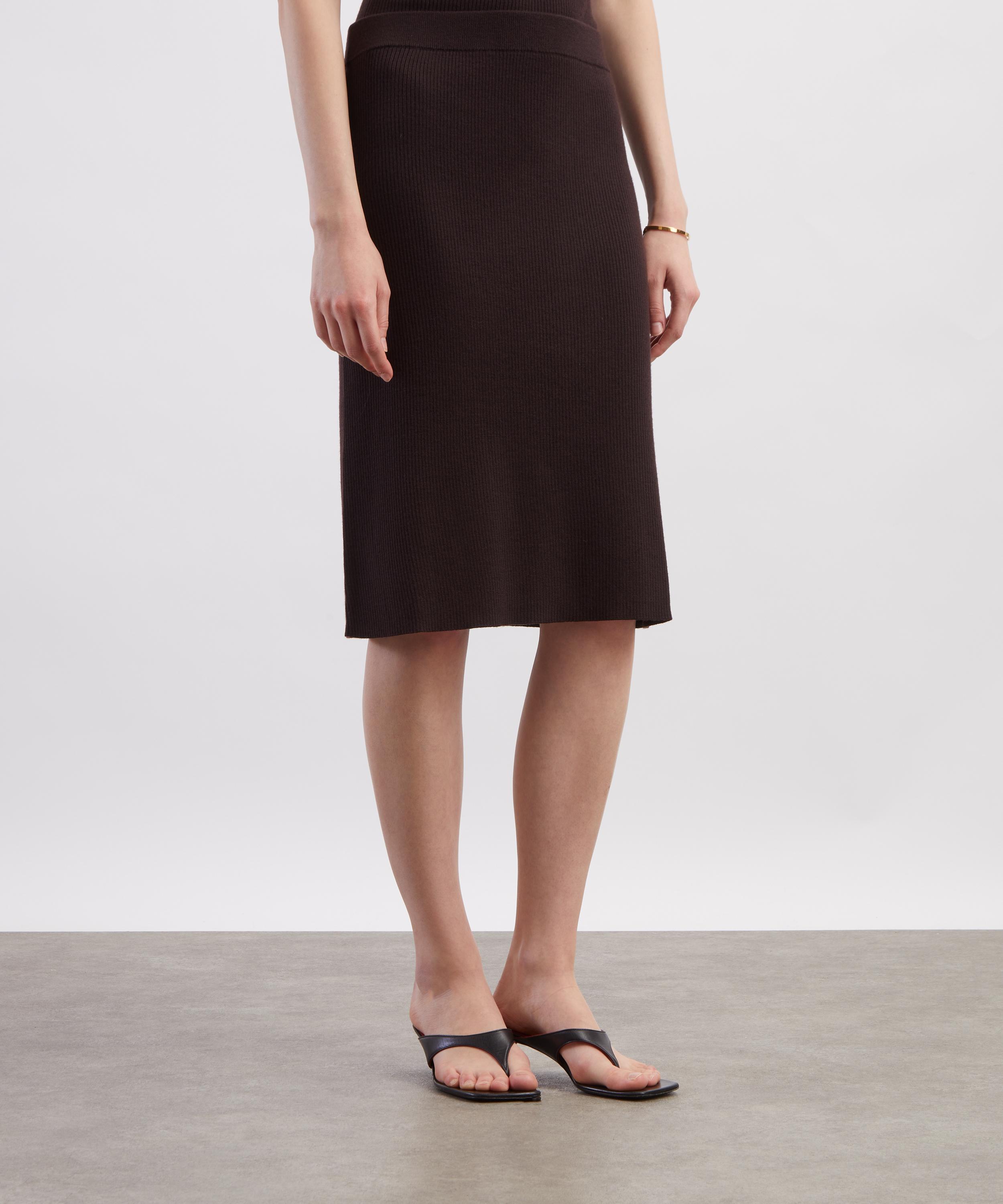 Stylein - Pearla Coffee Rib-Knit Skirt image number 2