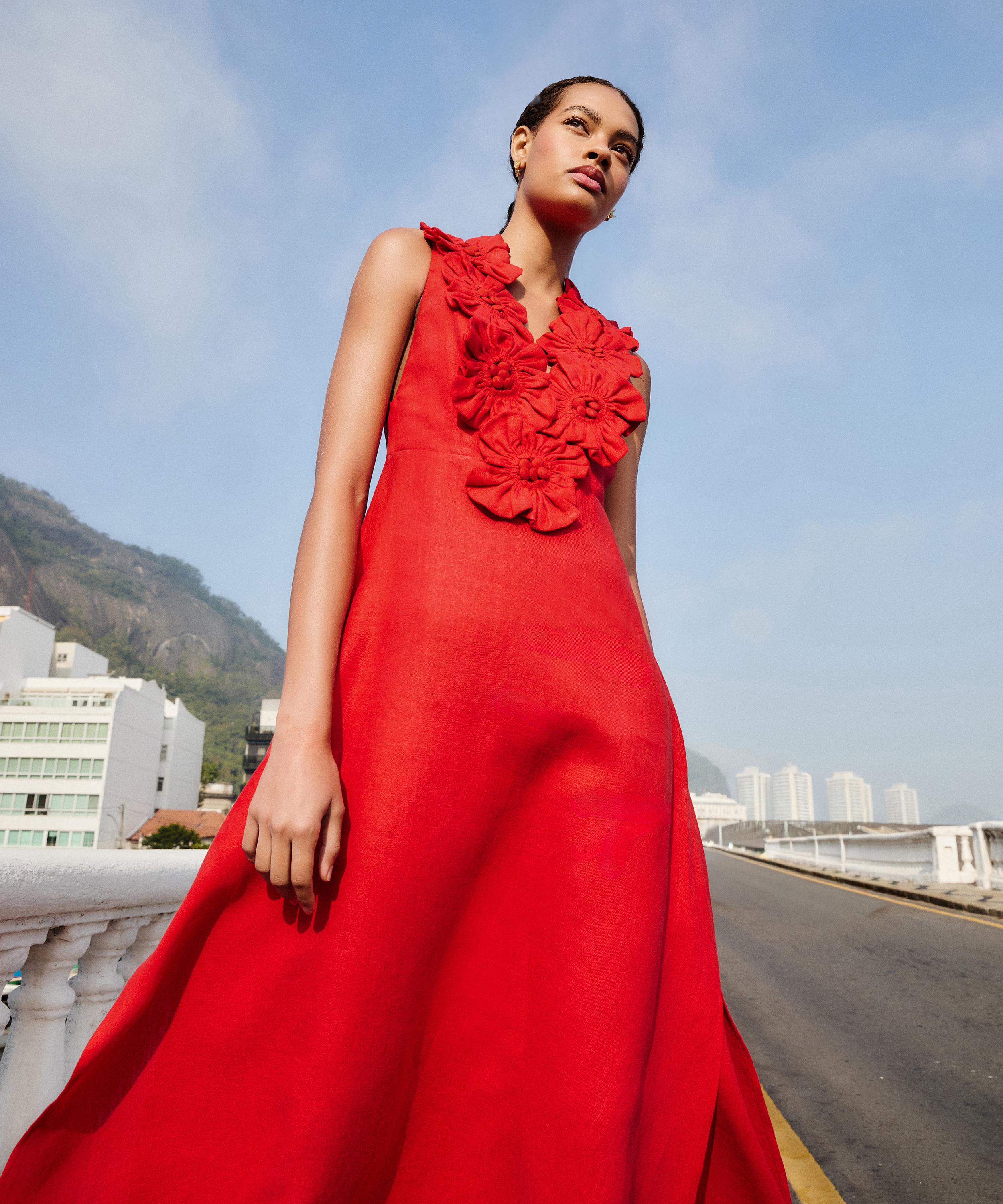 FARM Rio - Red Sleeveless Linen Midi Dress image number 3