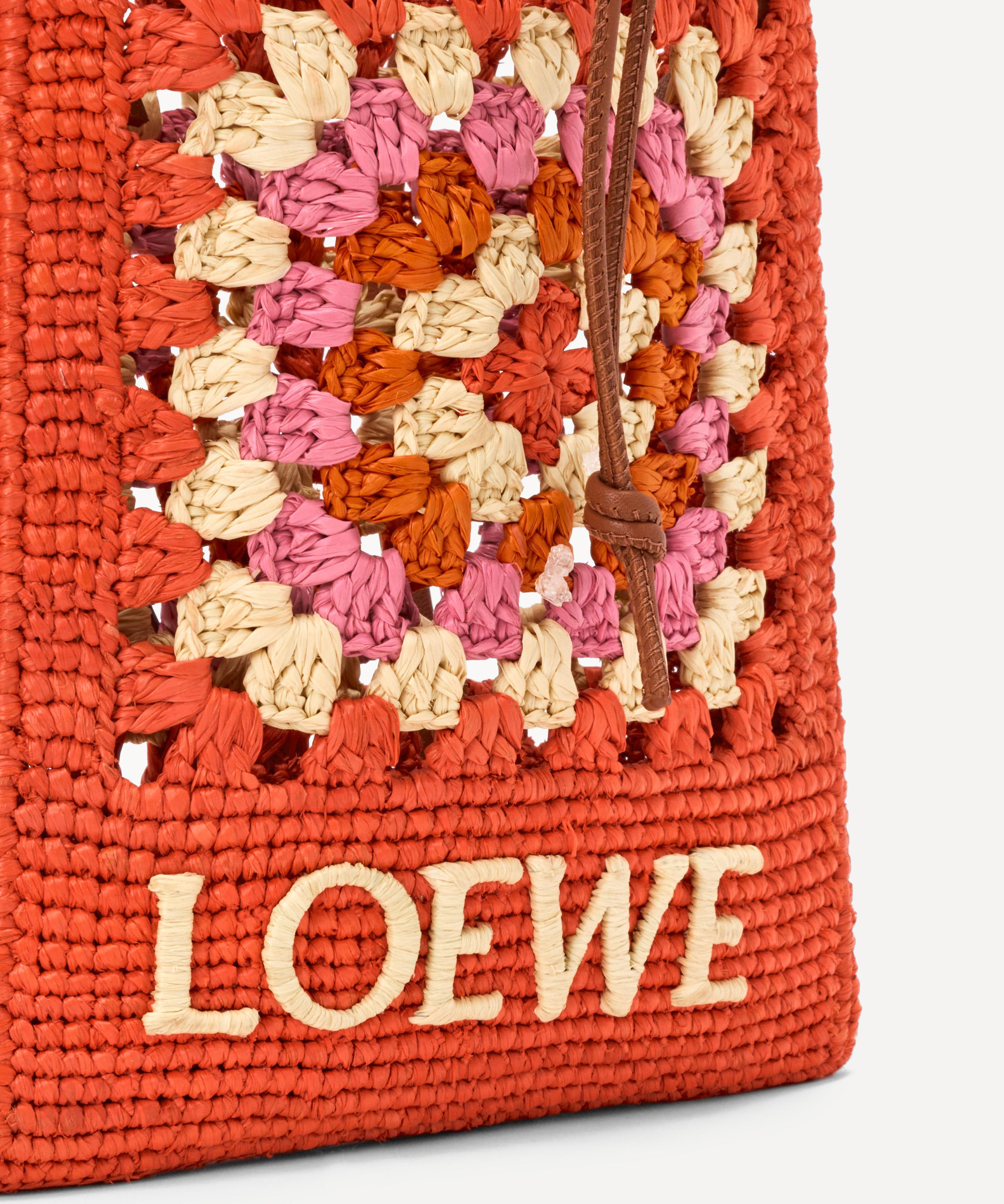 Loewe - Drawstring Crochet Pocket image number 4