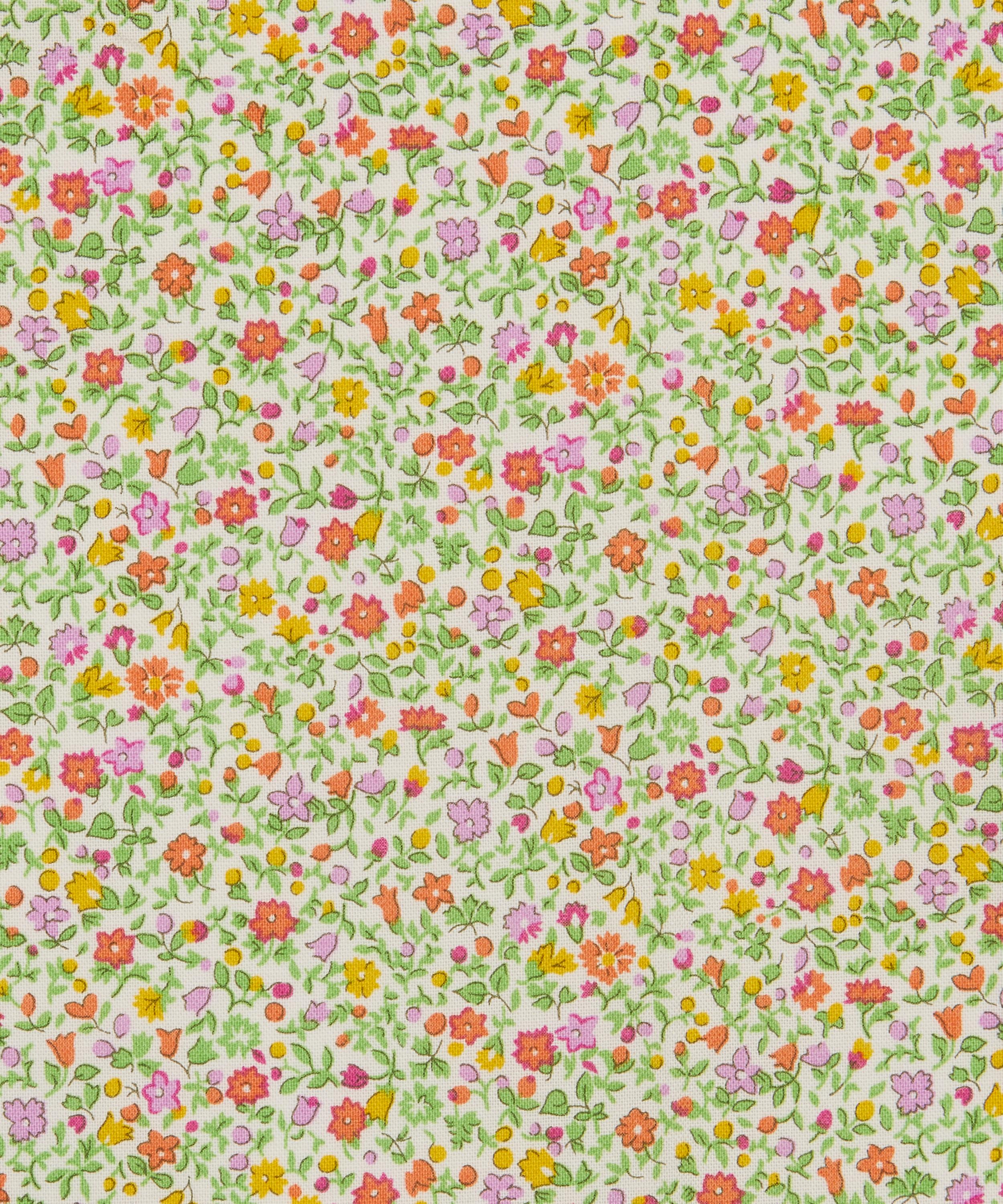 Liberty Fabrics - Posy Haze Lasenby Quilting Cotton image number 0