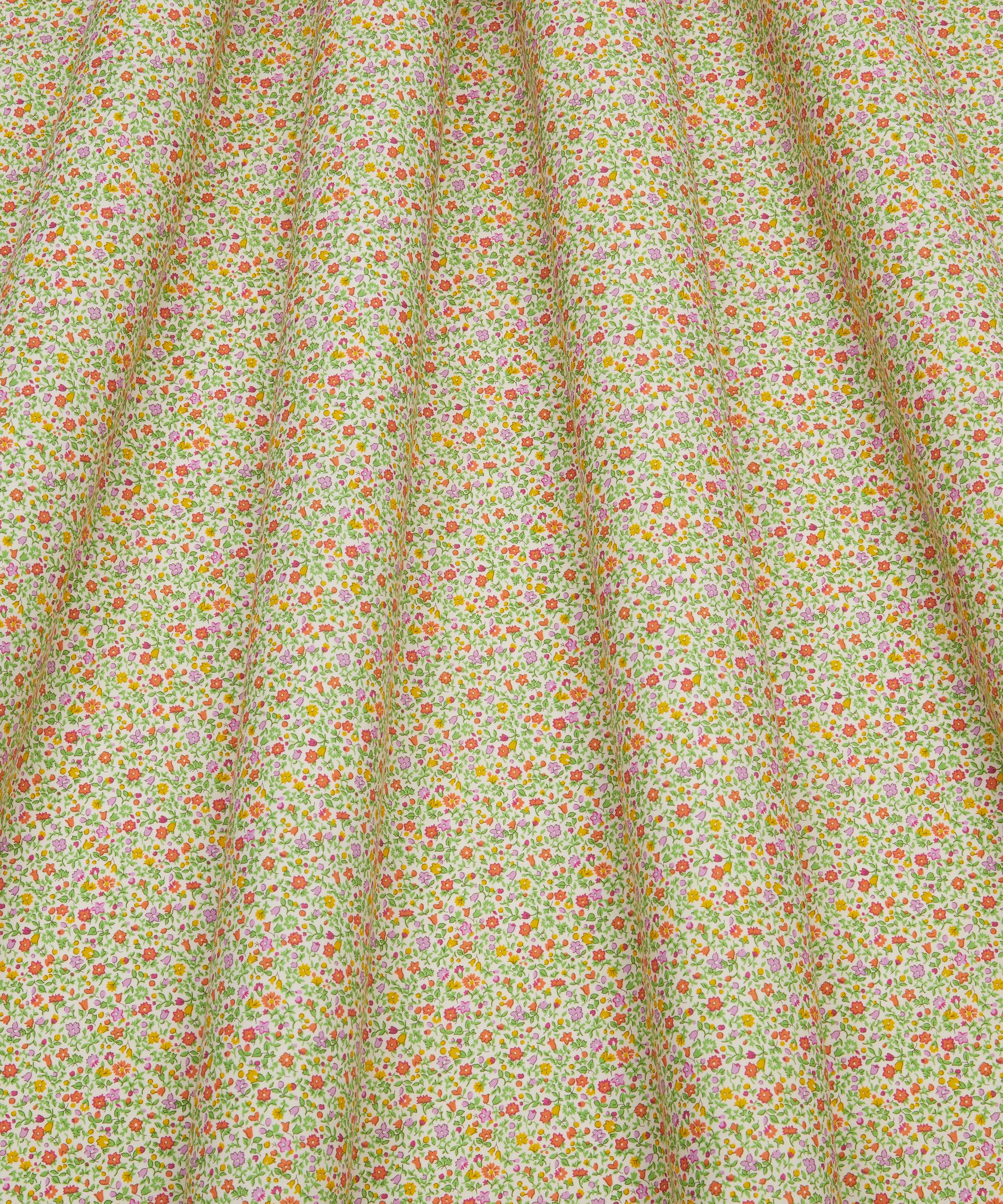 Liberty Fabrics - Posy Haze Lasenby Quilting Cotton image number 2