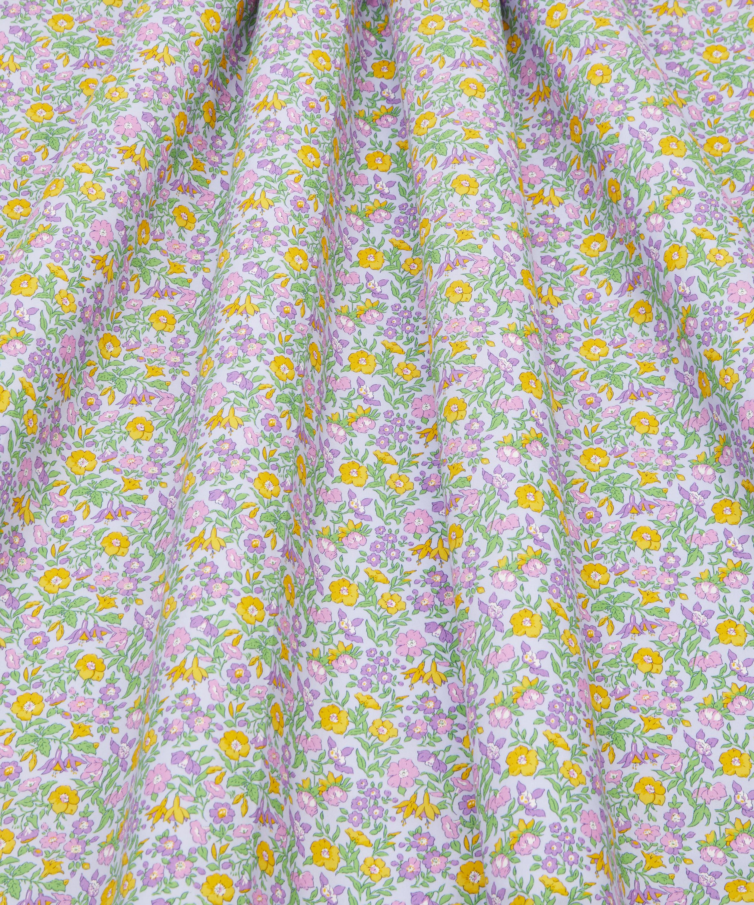 Liberty Fabrics - Mamie Flower Lasenby Quilting Cotton image number 2