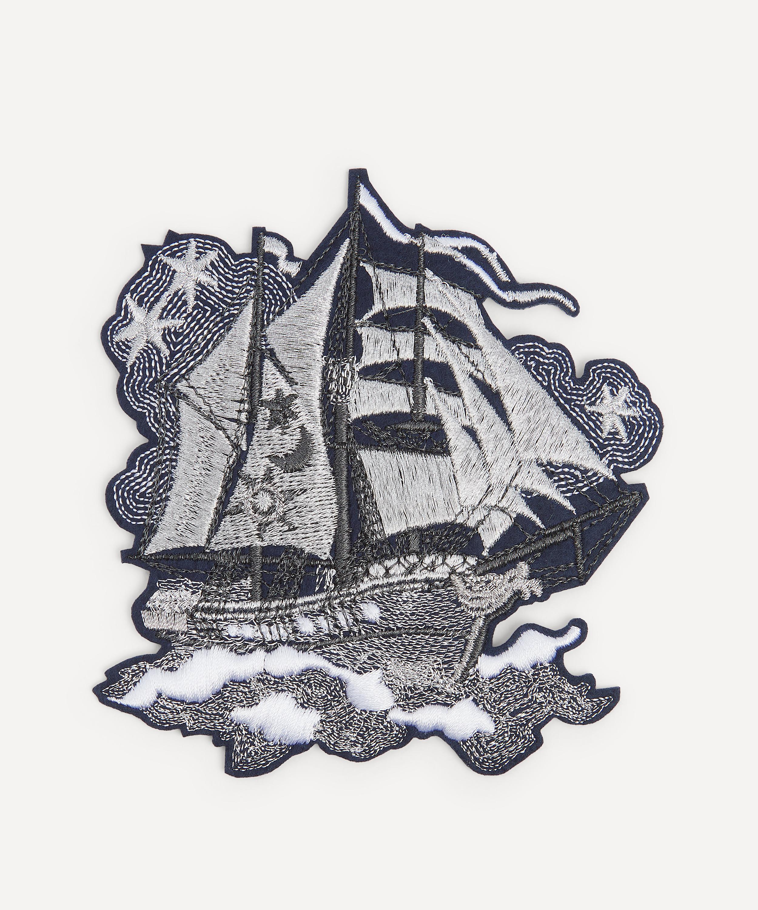 Hand and Lock - The Ghost Ship Patch image number 0