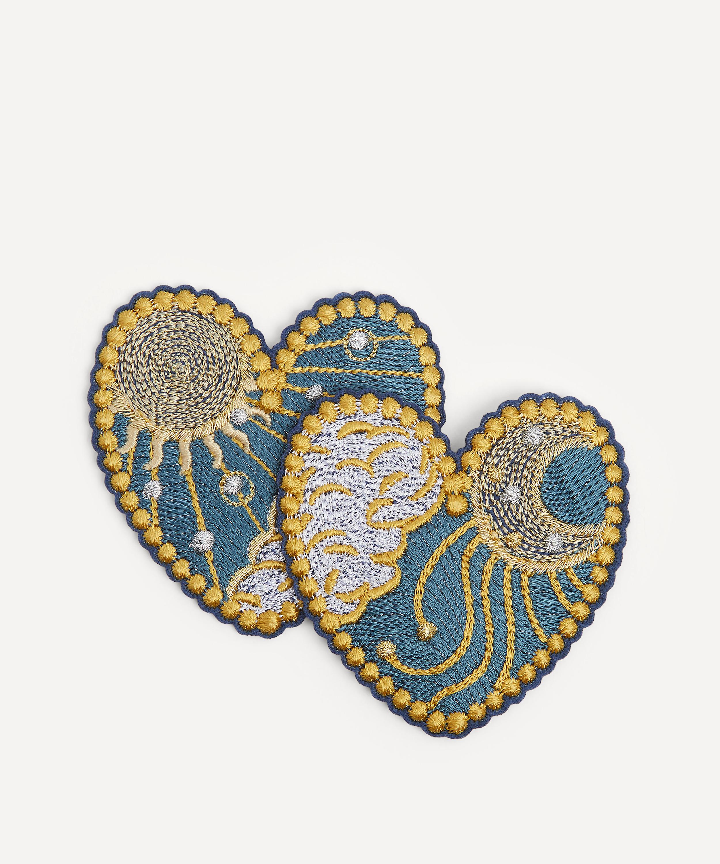 Hand and Lock - The Astrologer&rsquo;s Heart Patch Set image number 0