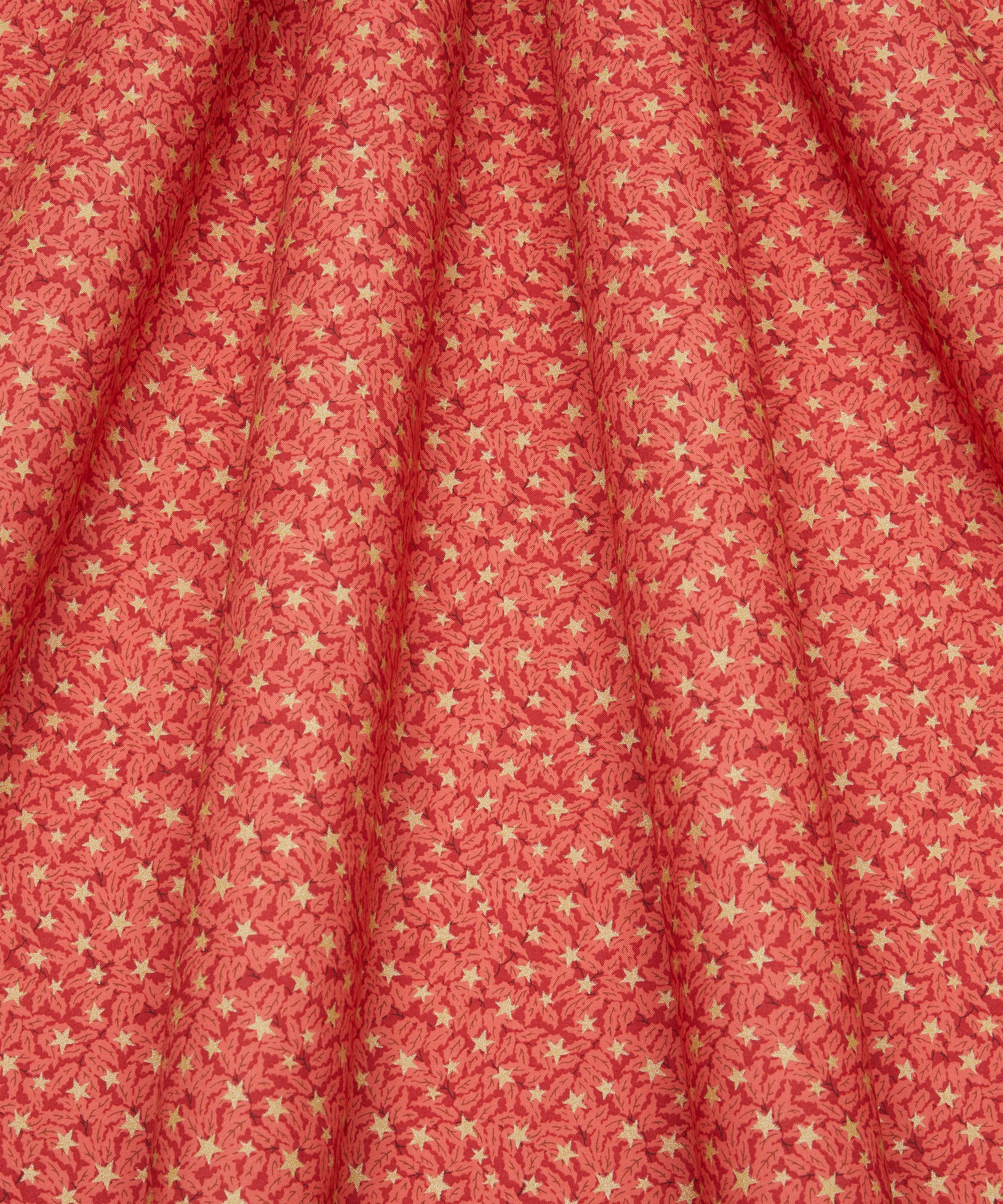 Liberty Fabrics - Holly Sparkle Lasenby Quilting Fabric image number 2