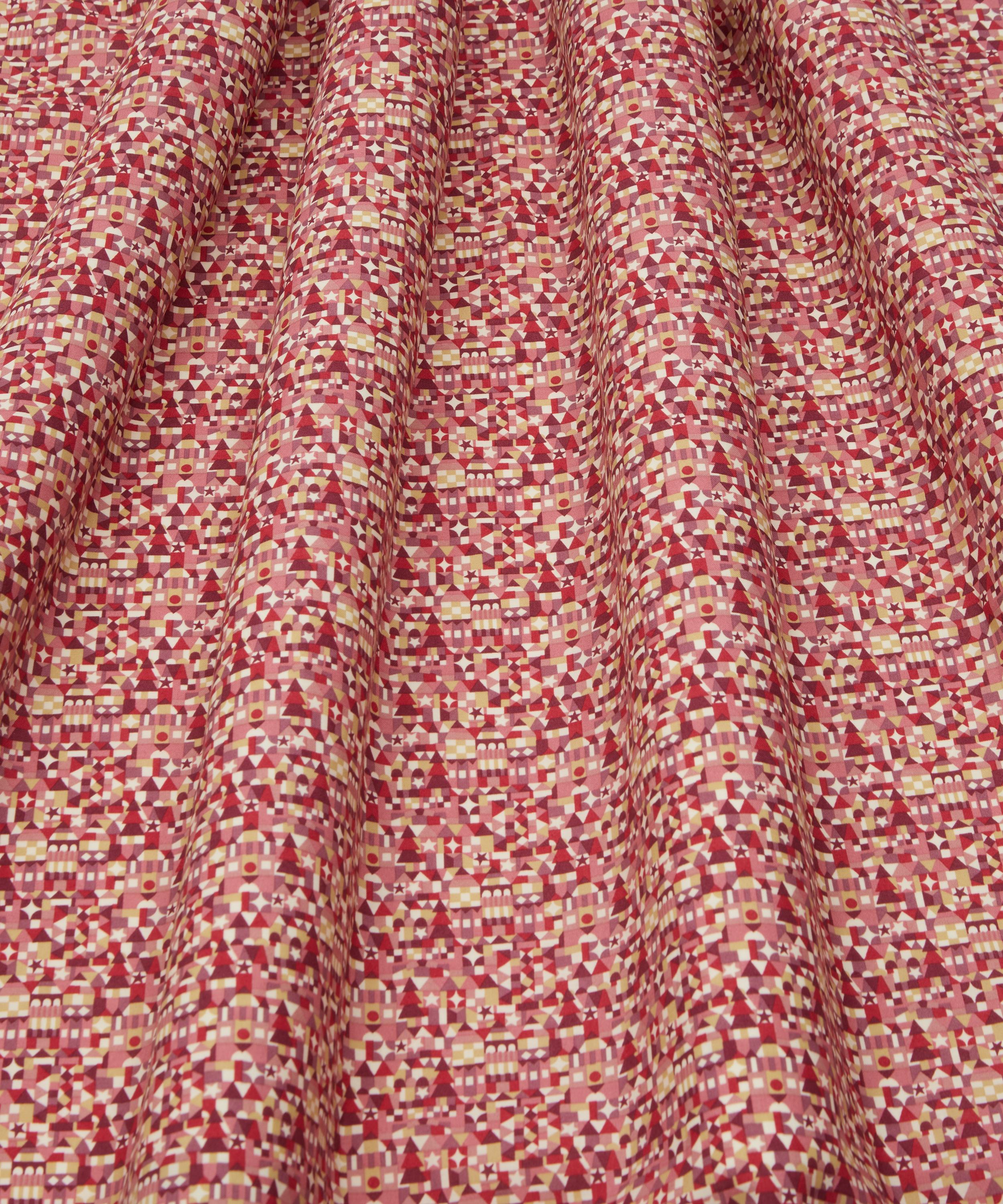 Liberty Fabrics - Festive Store Lasenby Quilting Fabric image number 2