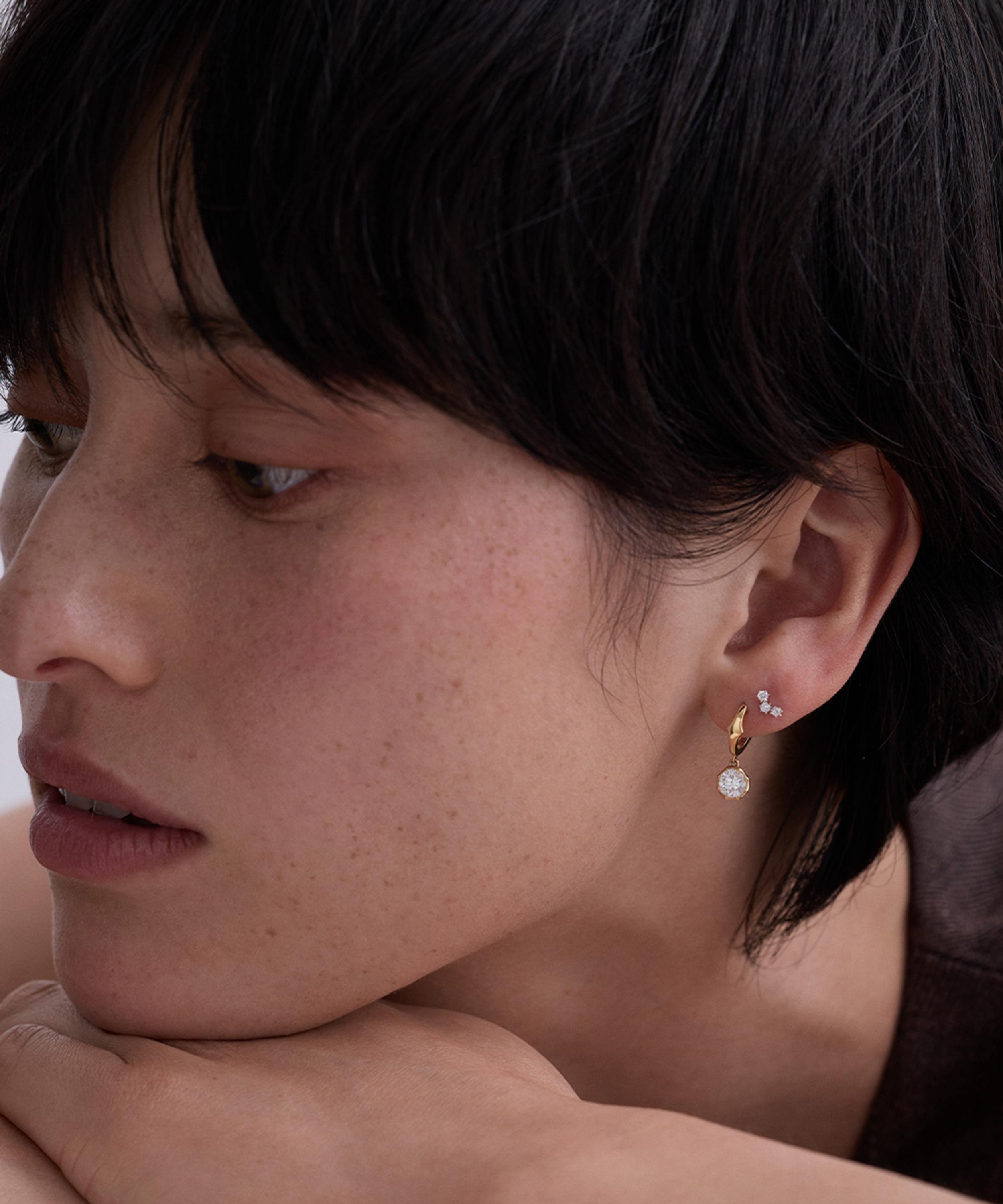 Astley Clarke - 14ct Gold Solitaire Diamond Drop Hoop Earrings image number 2