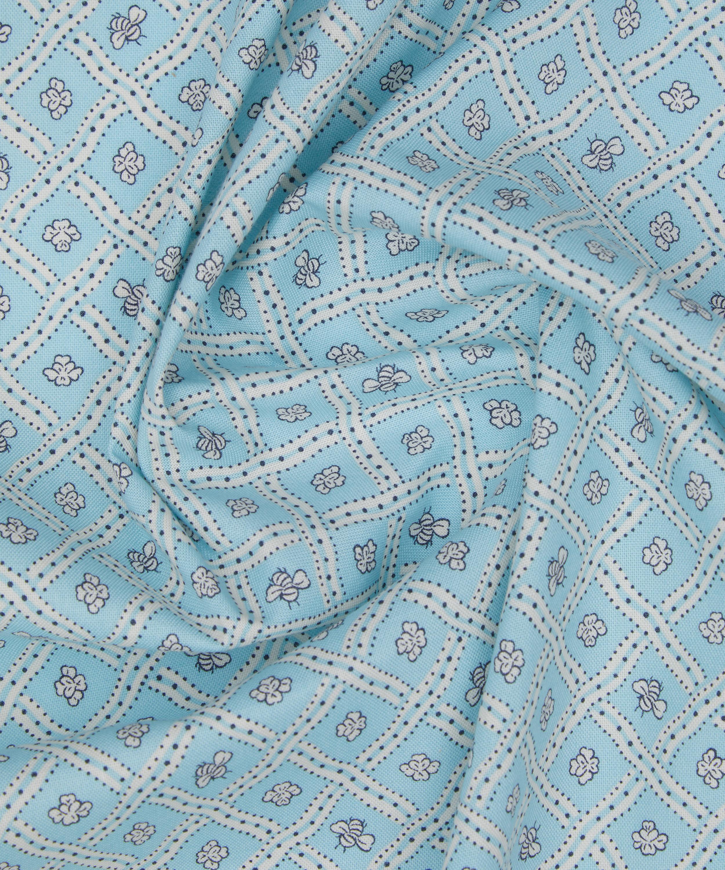 Liberty Fabrics - Bumble Trellis Lasenby Quilting Fabric image number 3
