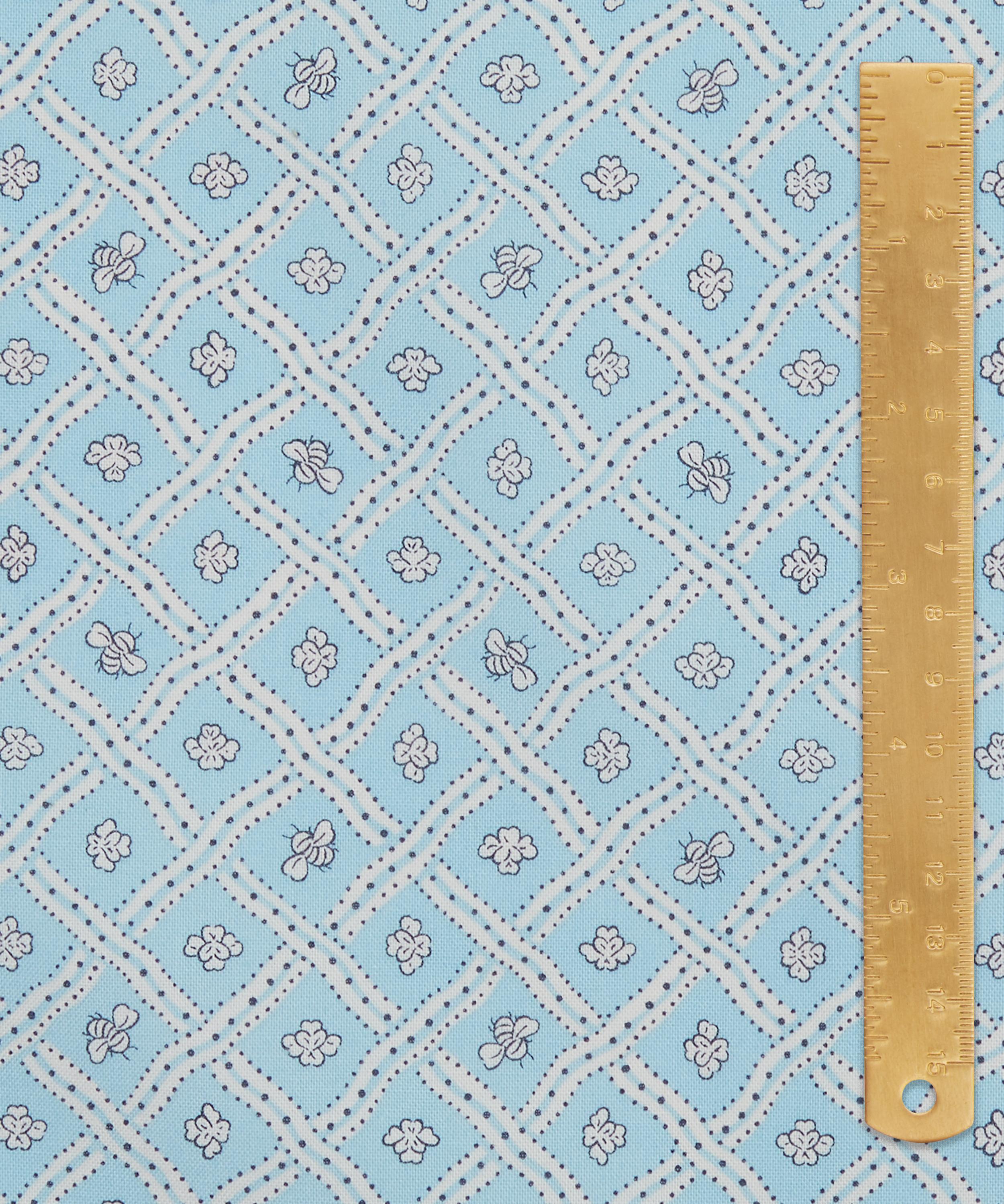 Liberty Fabrics - Bumble Trellis Lasenby Quilting Fabric image number 4