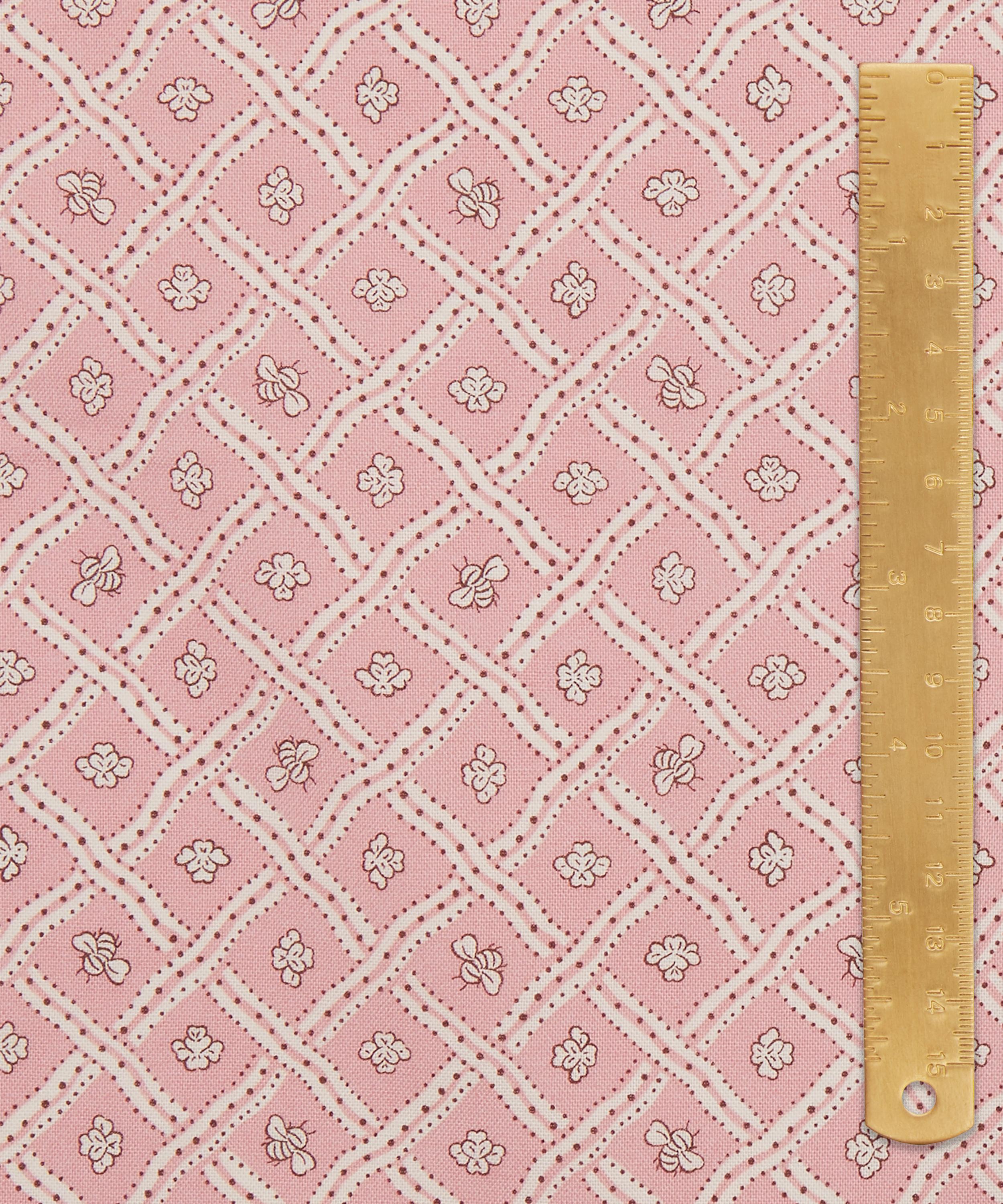 Liberty Fabrics - Bumble Trellis Lasenby Quilting Fabric image number 4