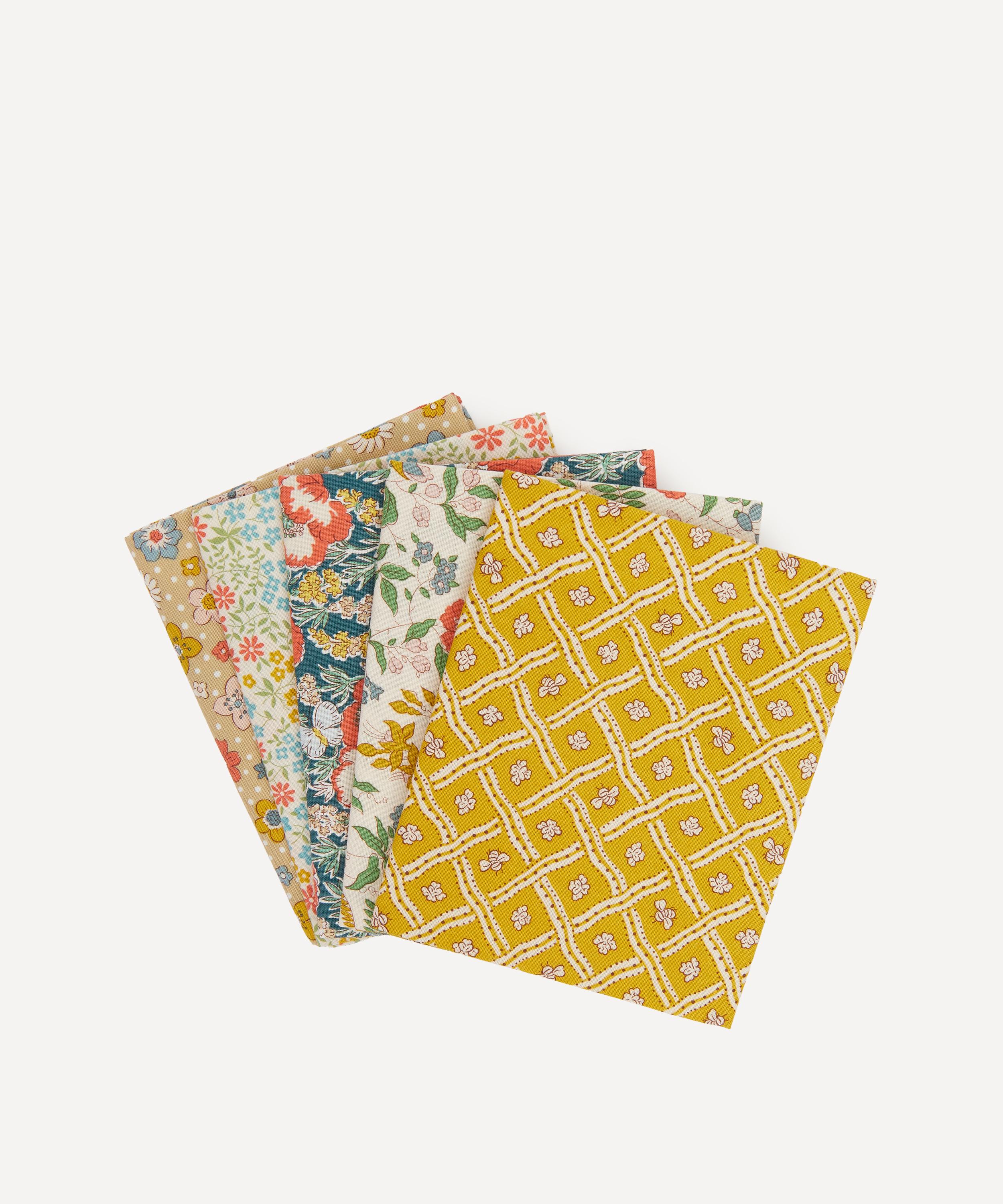 Liberty Fabrics - Meadow Flowers Lasenby Quilting Cotton Bundle image number 1