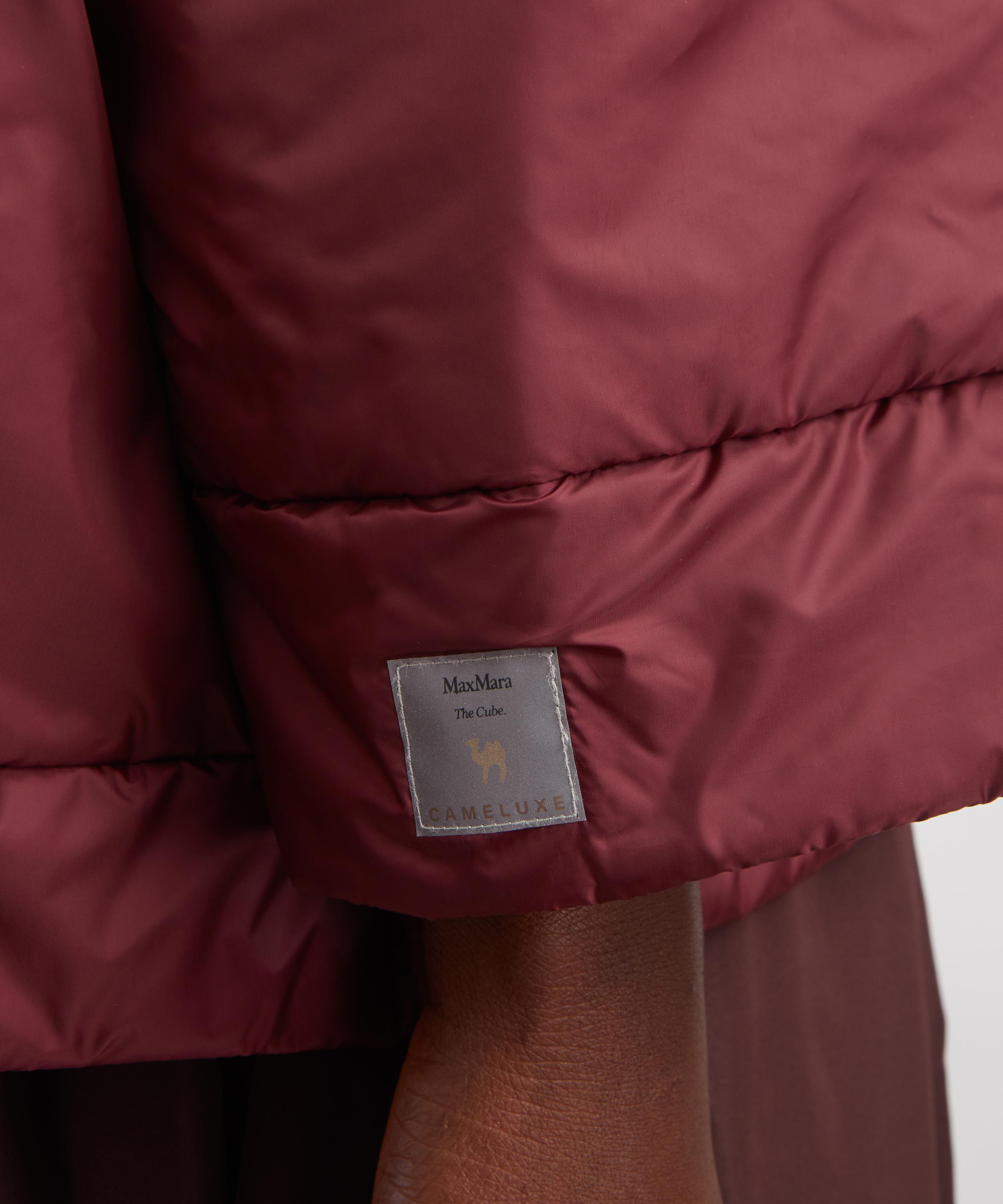 Max Mara - Red Fiore Padded Water-Repellent Canvas Hooded Jacket image number 4