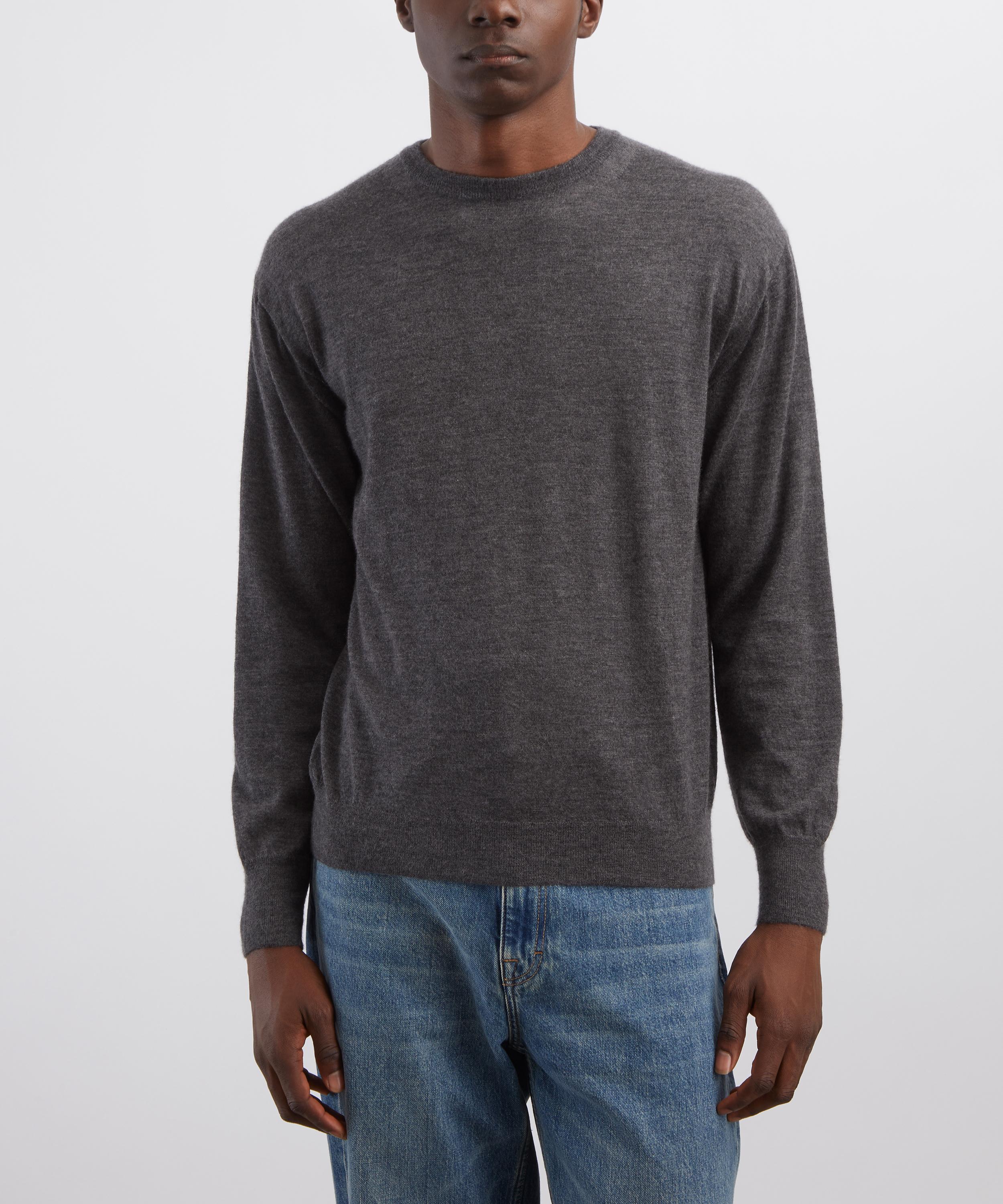 Auralee - High Gauge Cashmere Jumper in Charcoal image number 2