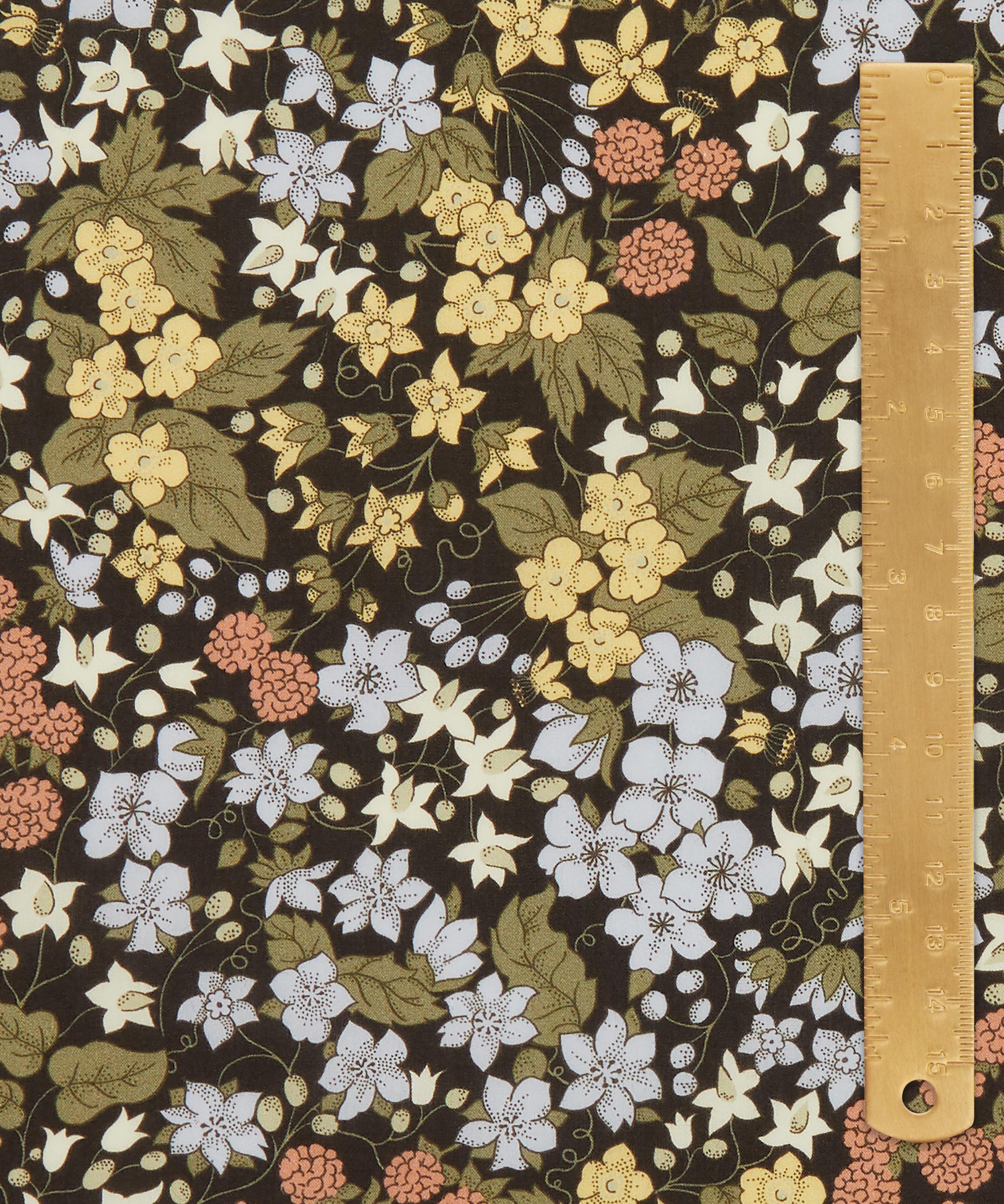 Liberty Fabrics - Berry Harvest Tana Lawn&trade; Cotton image number 4
