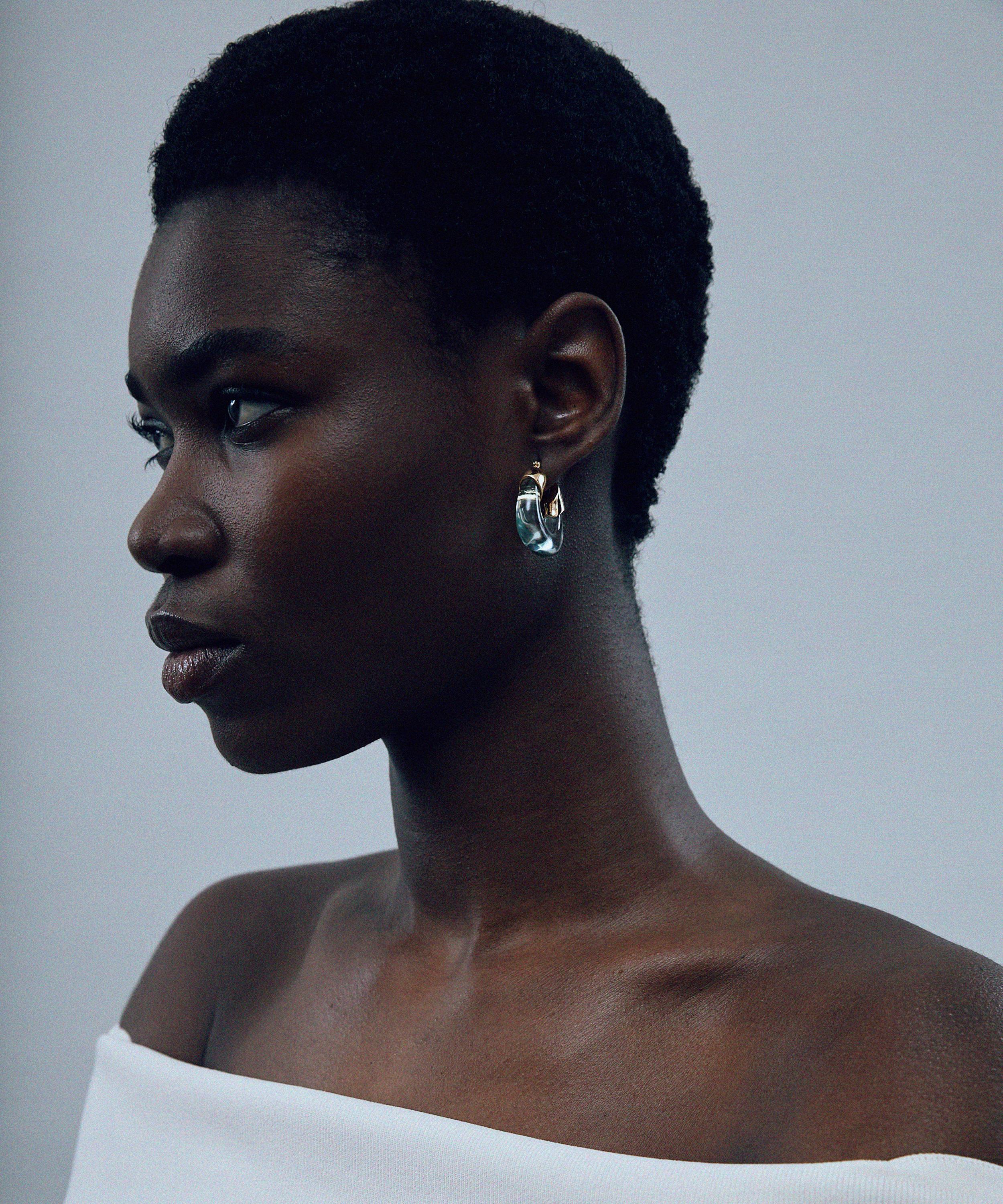 Lizzie Fortunato - Gold-Plated Mini Organic Hoop Earrings image number 1
