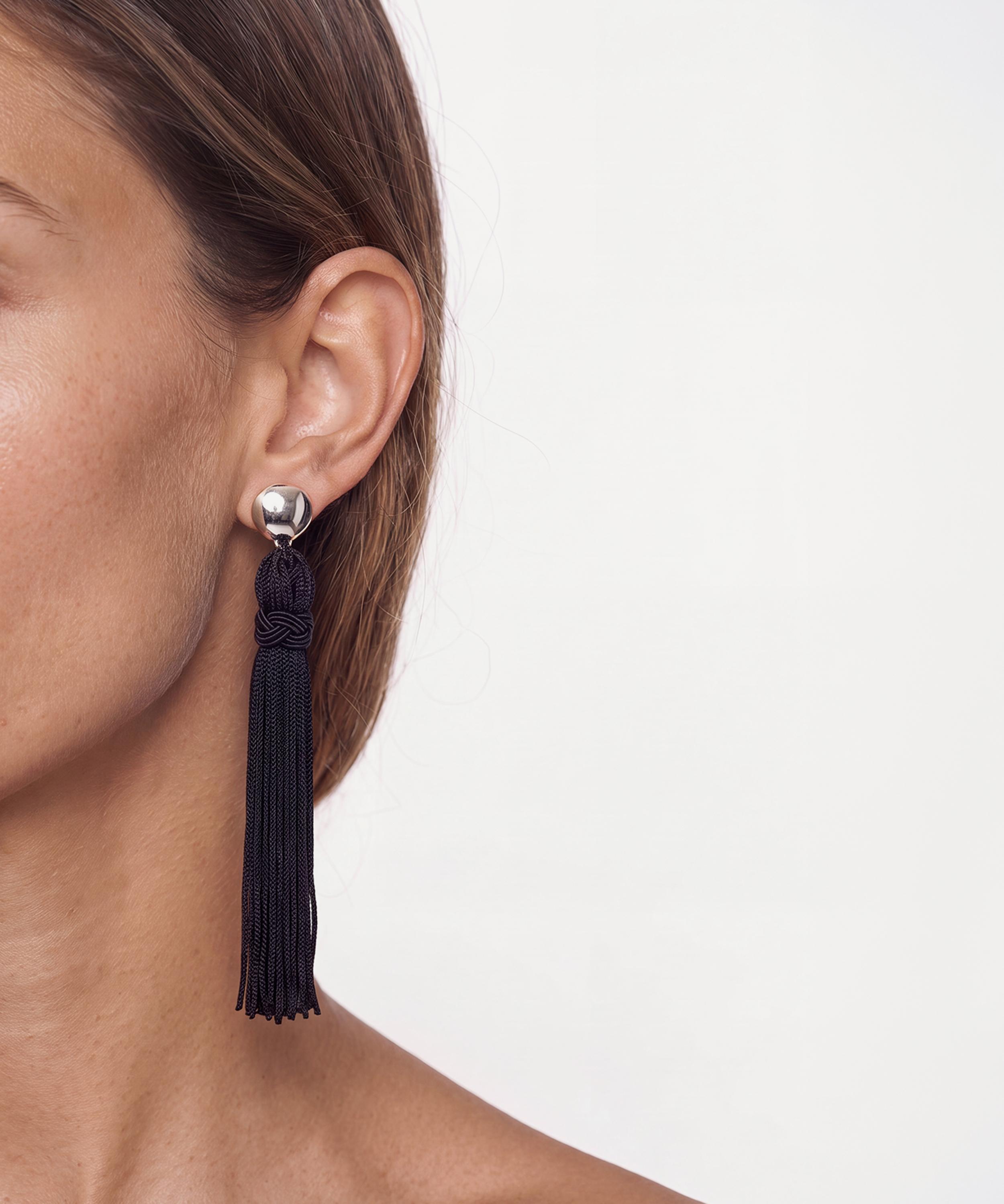 SHASHI - Maxine Drop Earrings image number 1