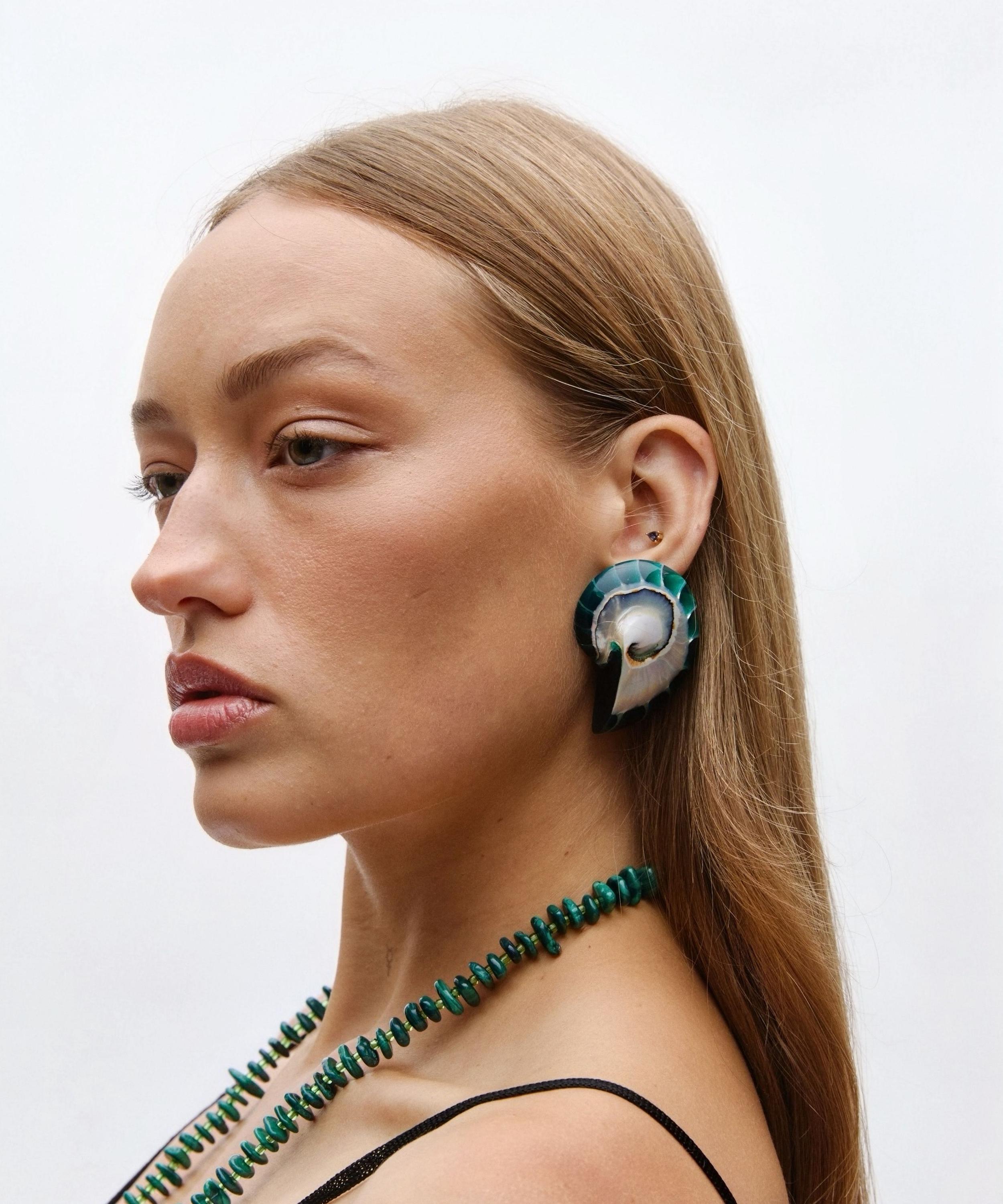 Julietta - Rhodium-Plated Nautilus Earrings image number 1