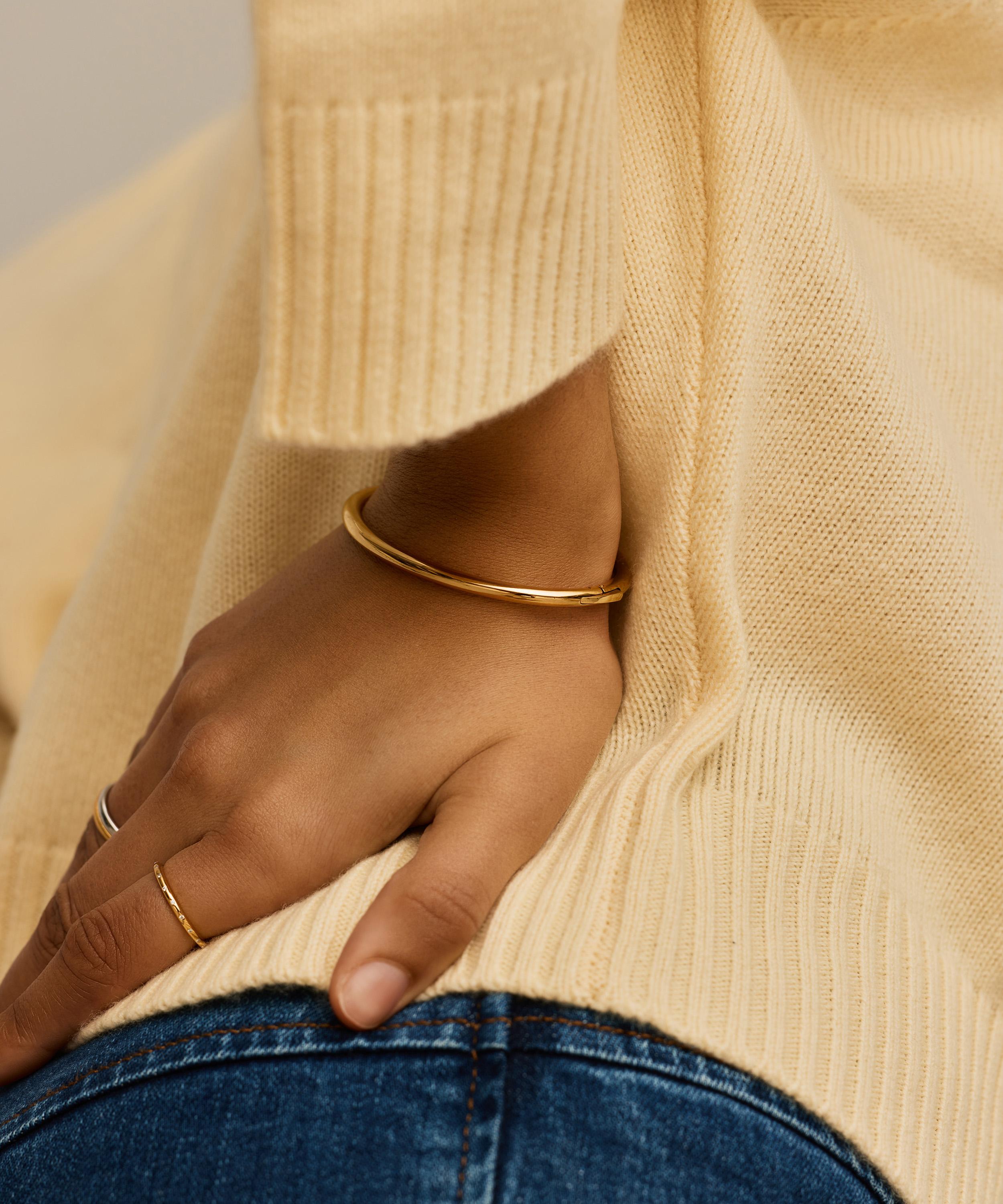 Missoma - 18ct Gold-Plated Classic Round Hinged Bangle Bracelet image number 1