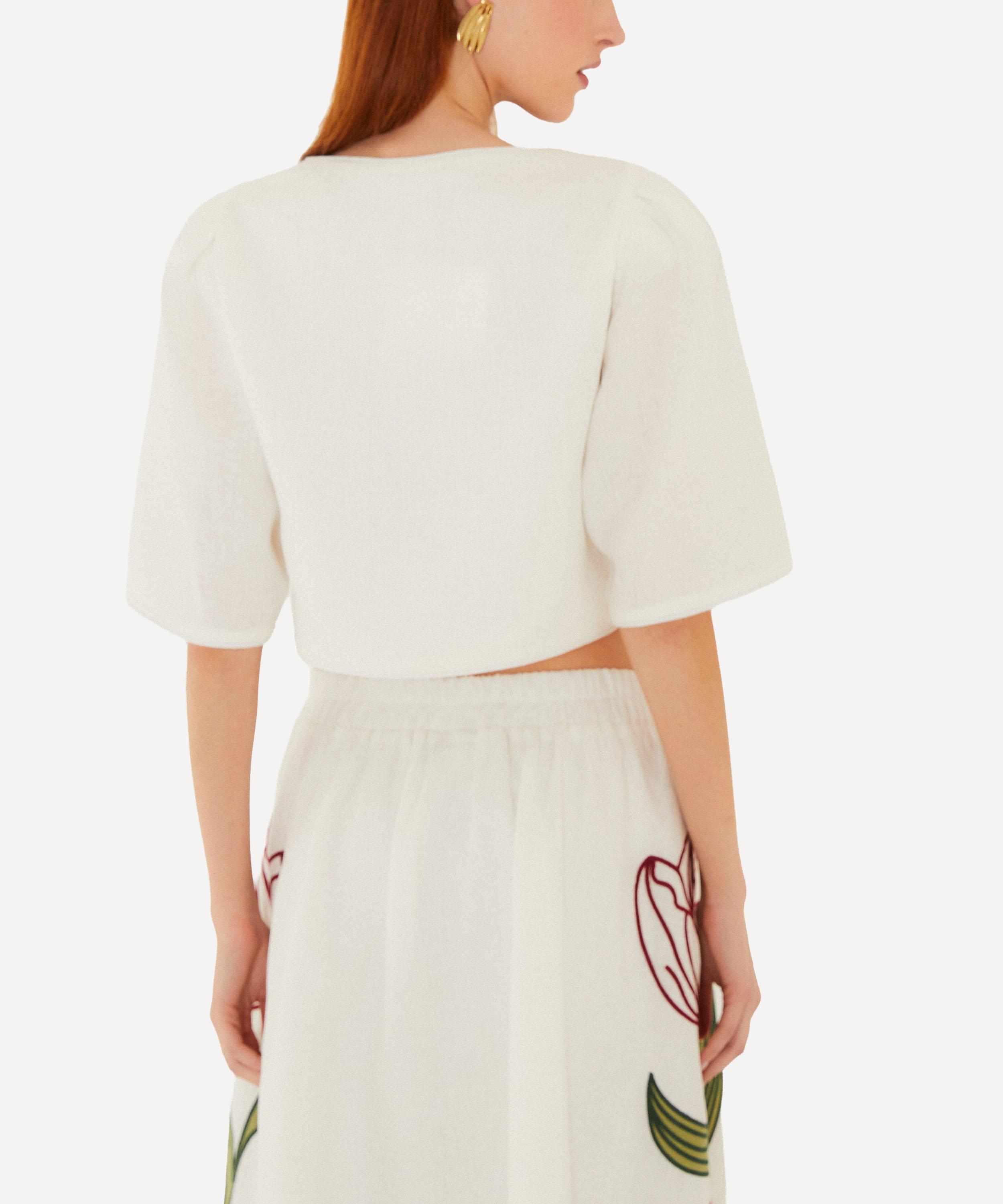 FARM Rio - Off-White Flower Short-Sleeve Crop Top image number 3