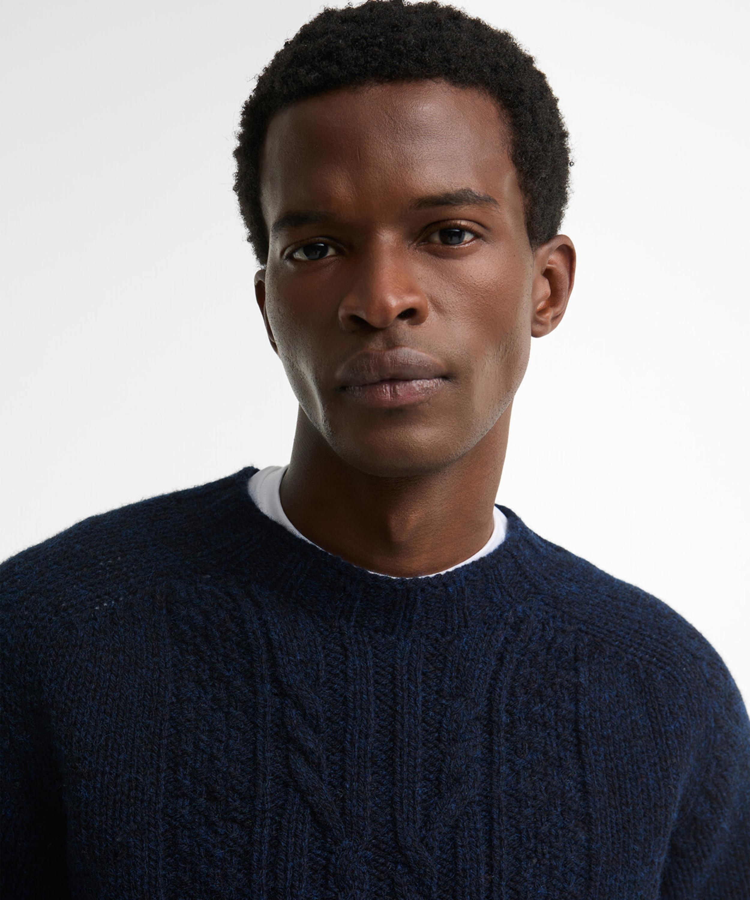 Barbour - Natural Yarn Cable Crew Jumper image number 4
