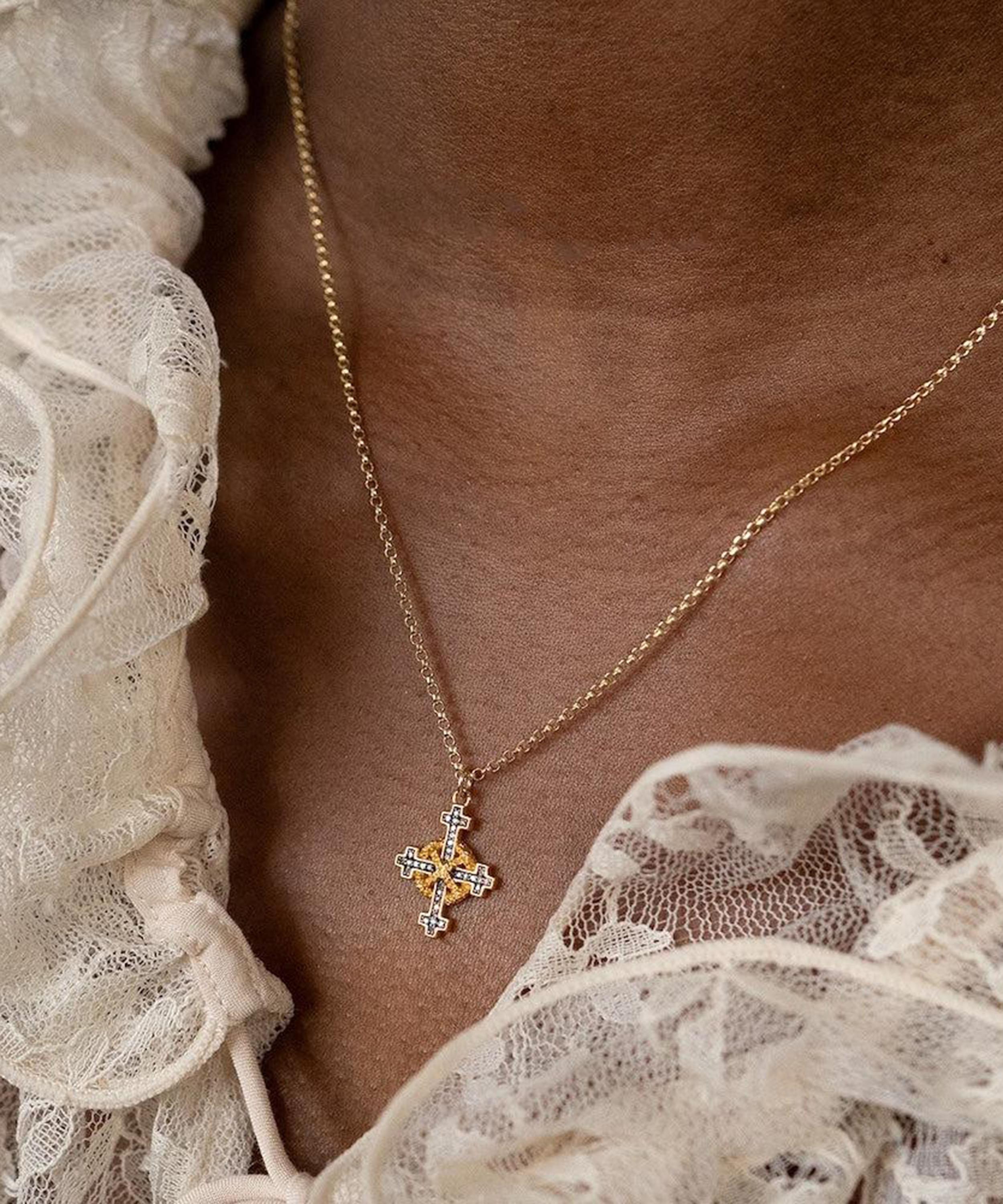 Kirstie Le Marque - Gold-Plated Diamond Halo Cross Pendant Necklace image number 1