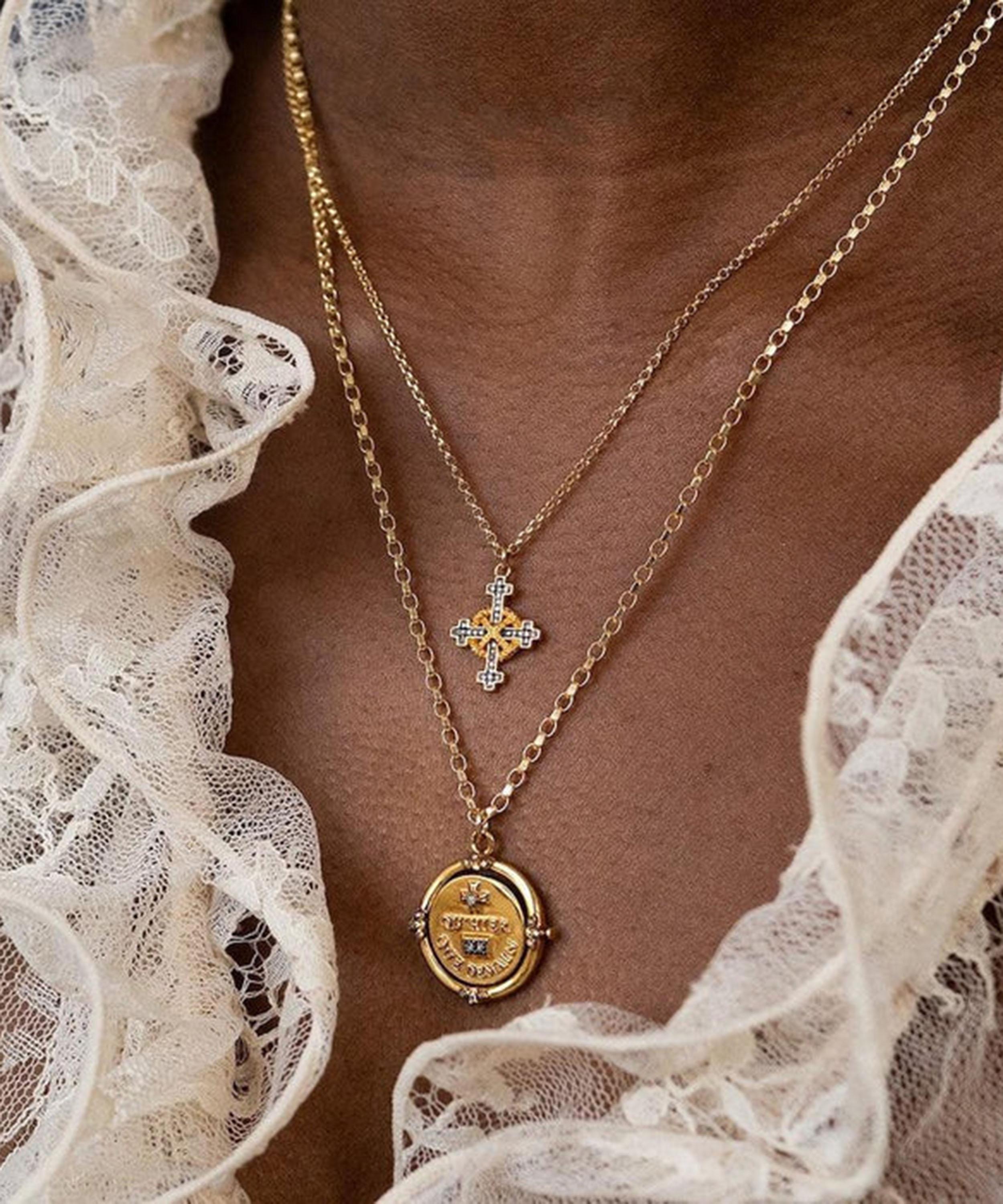 Kirstie Le Marque - Gold-Plated Diamond Halo Cross Pendant Necklace image number 2