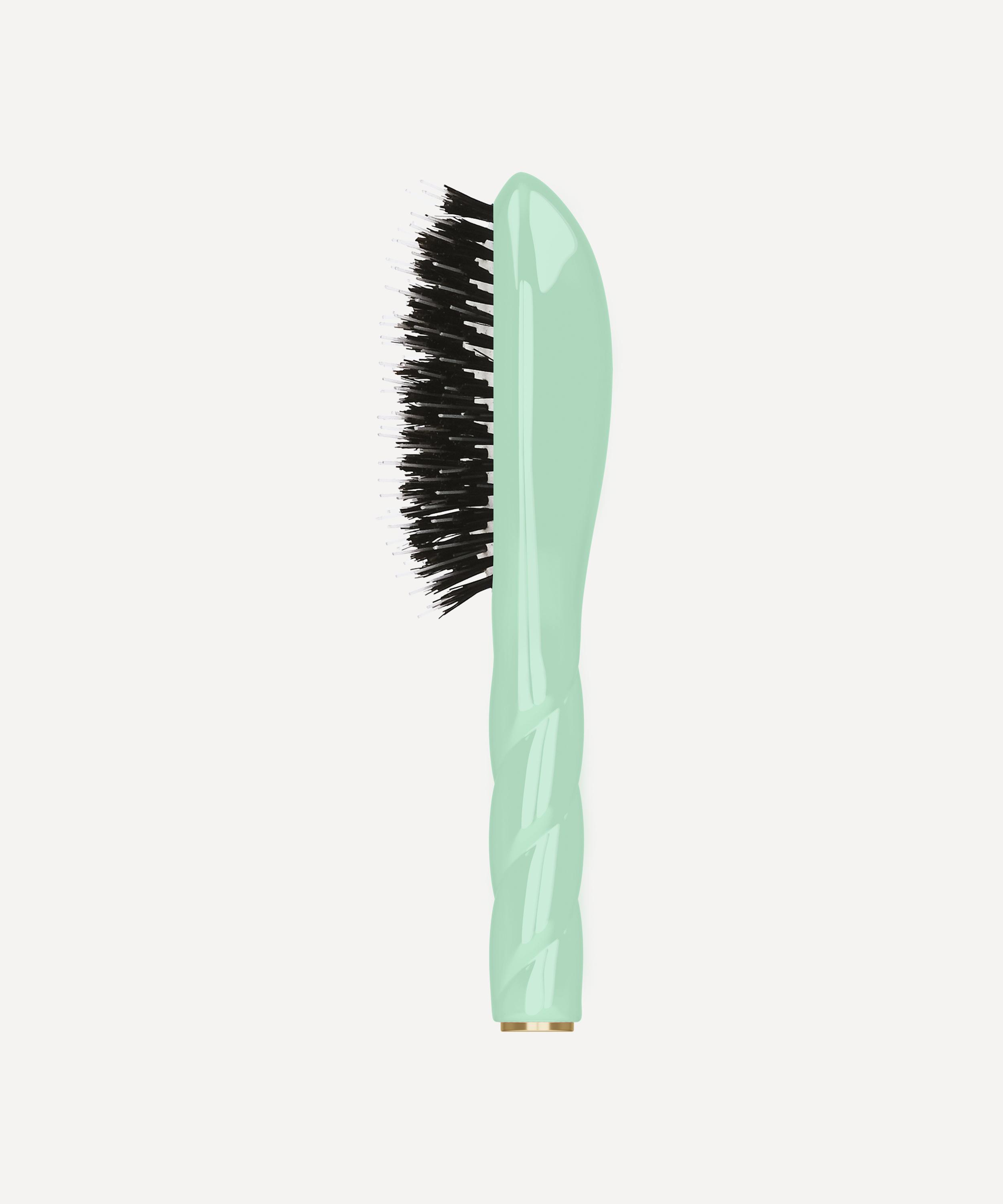 La Bonne Brosse - N.02 THE ESSENTIAL Care and Detangling Petite Brush image number 1