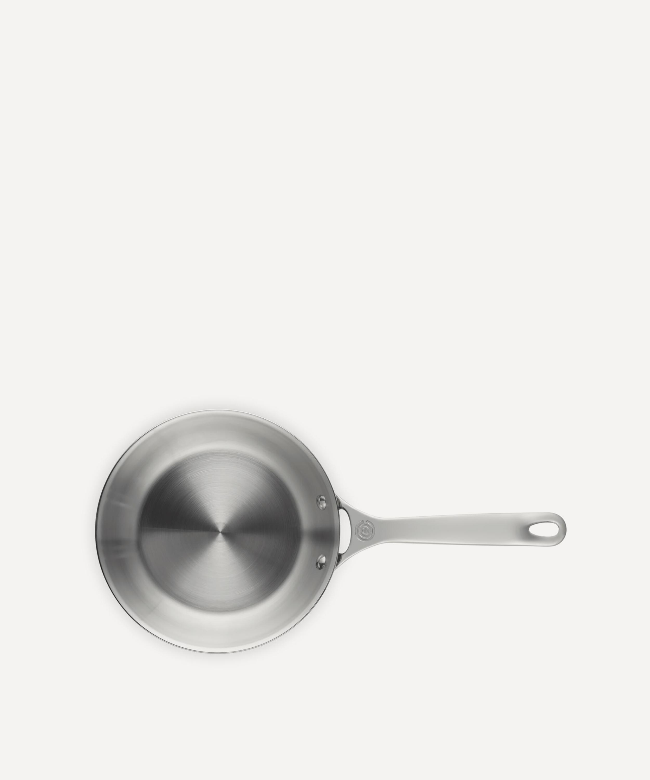 Le Creuset - Signature Stainless Steel Uncoated Shallow 20cm Frying Pan image number 4