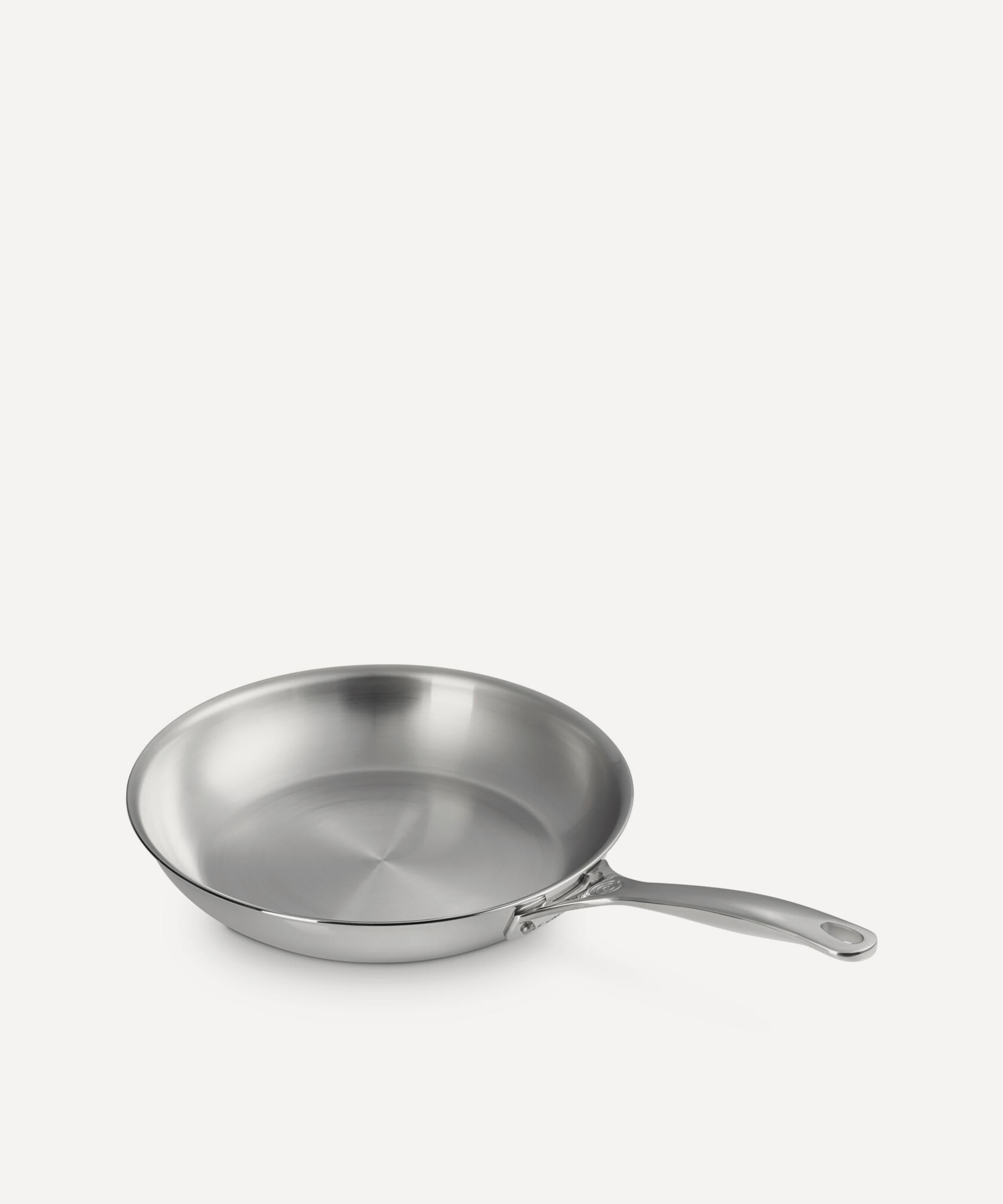 Le Creuset - Signature Stainless Steel Uncoated Shallow 26cm Frying Pan image number 2