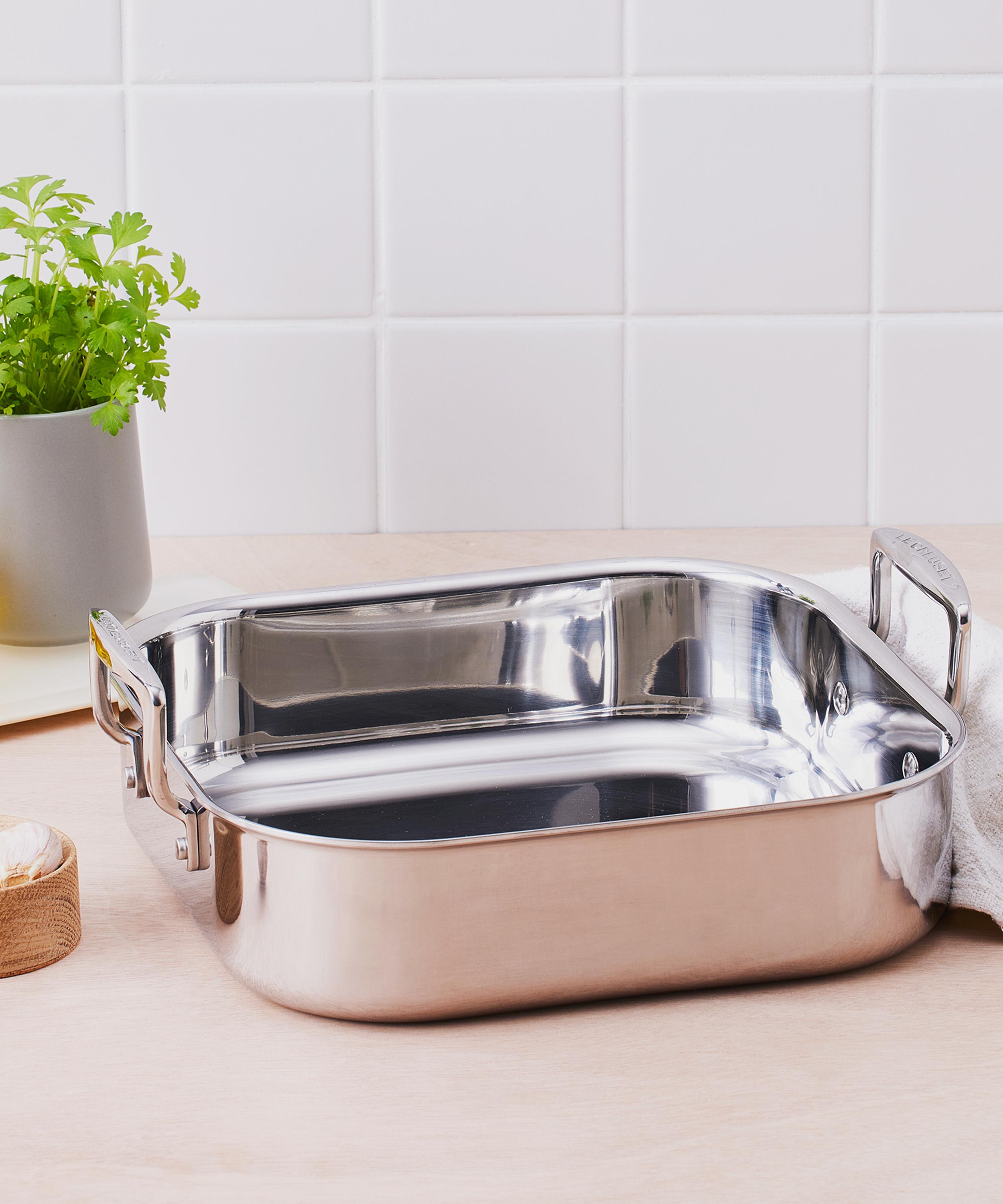 Le Creuset - 3-Ply Stainless Steel Square Roaster image number 4